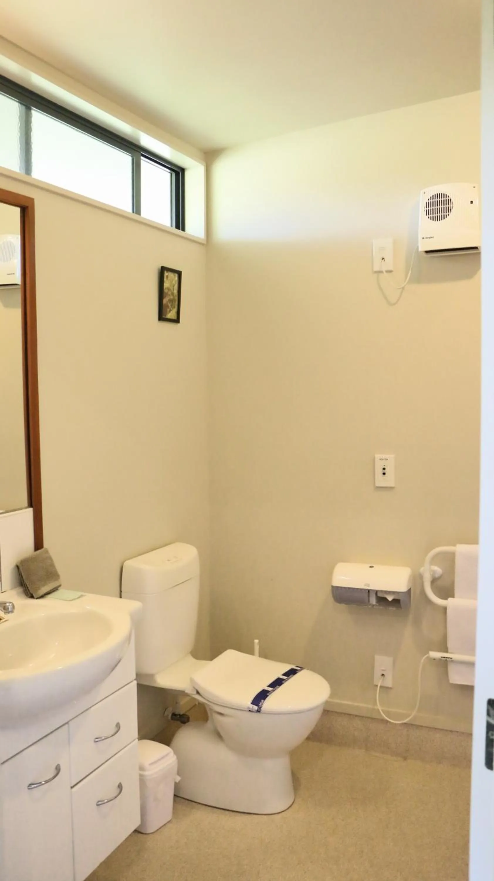 Toilet in Sunset Motel