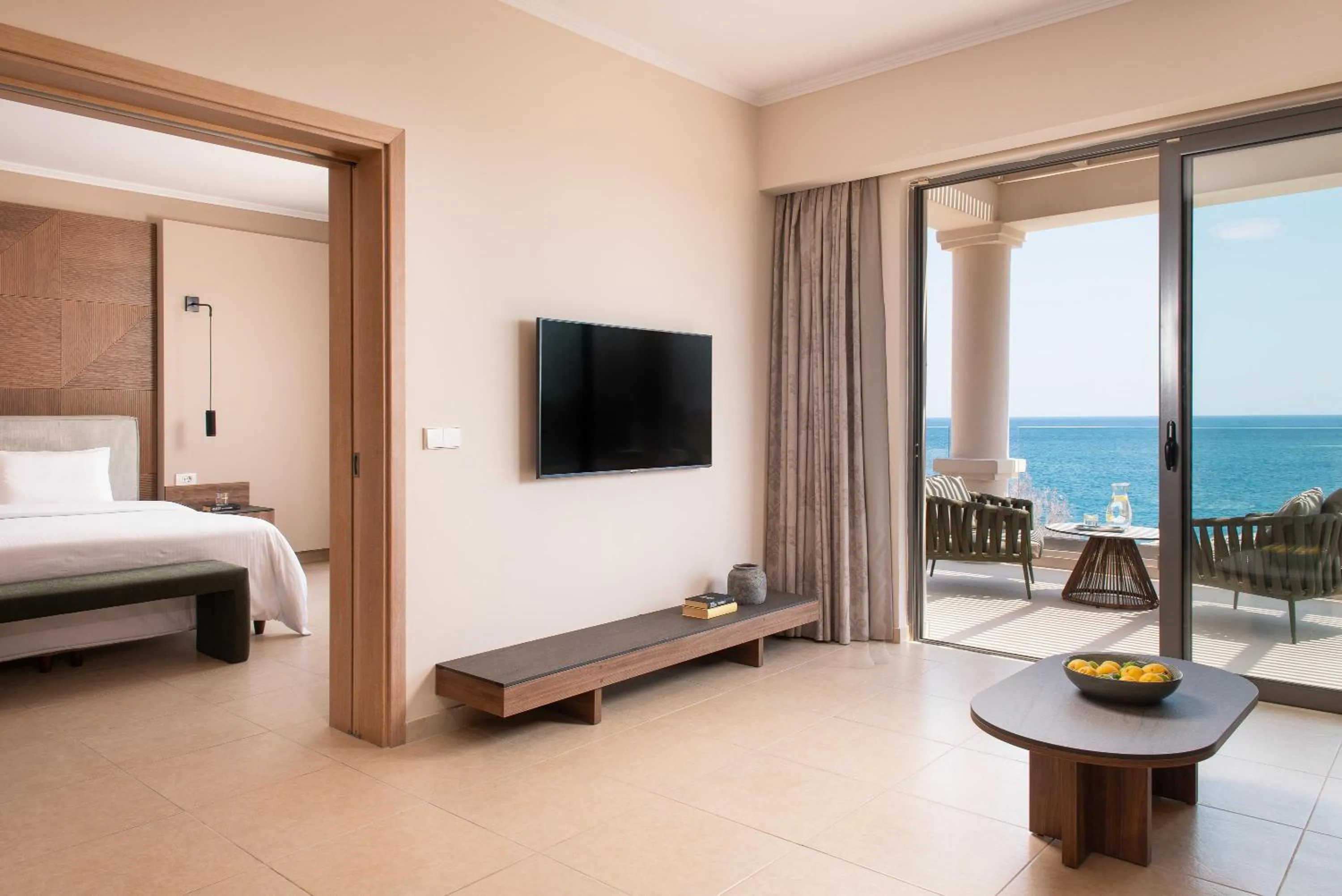 Photo of the whole room, Bed in KRESTEN ROYAL Euphoria Resort