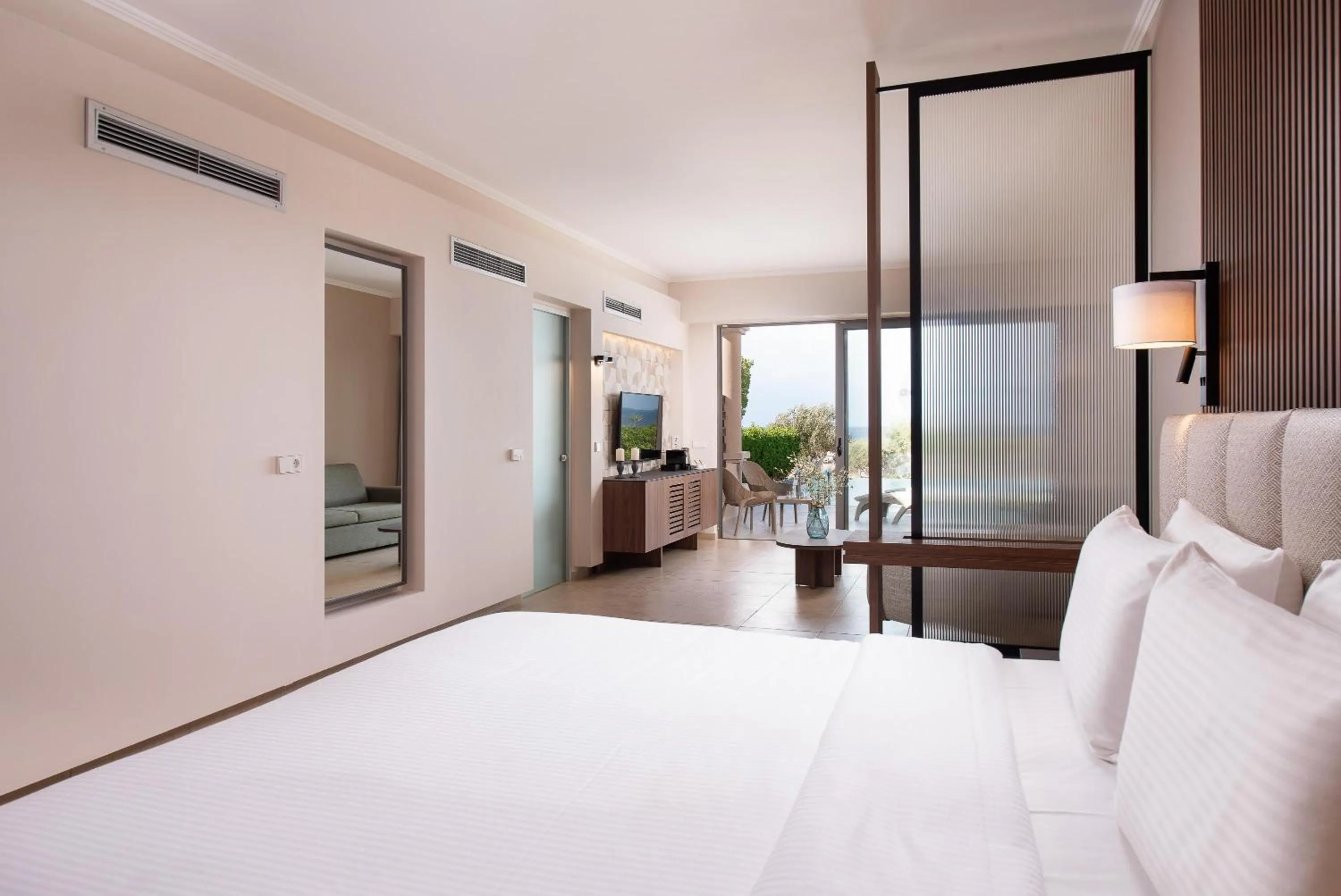 Photo of the whole room, Bed in KRESTEN ROYAL Euphoria Resort