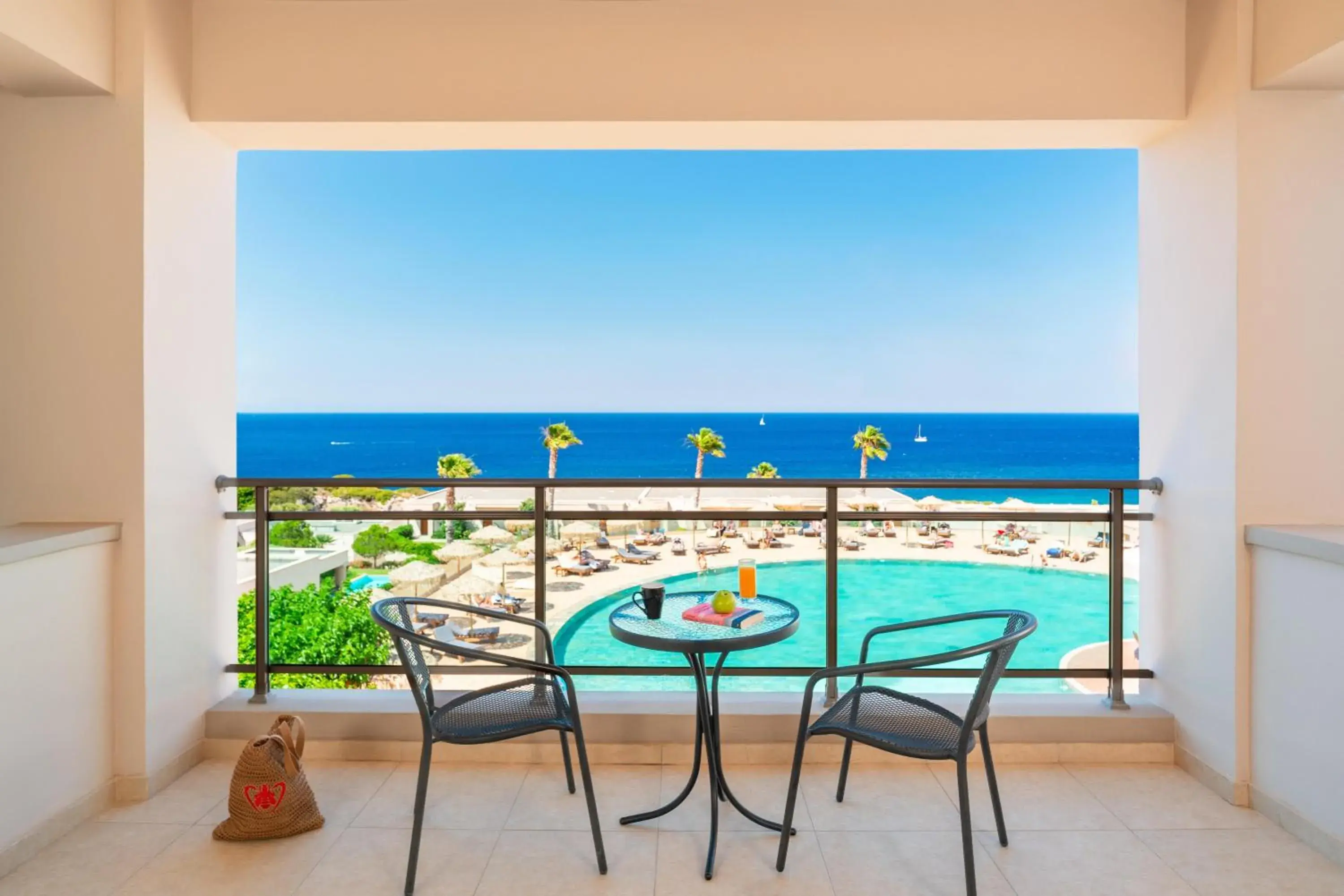 Photo of the whole room in KRESTEN ROYAL Euphoria Resort Photo of the whole room in KRESTEN ROYAL Euphoria Resort