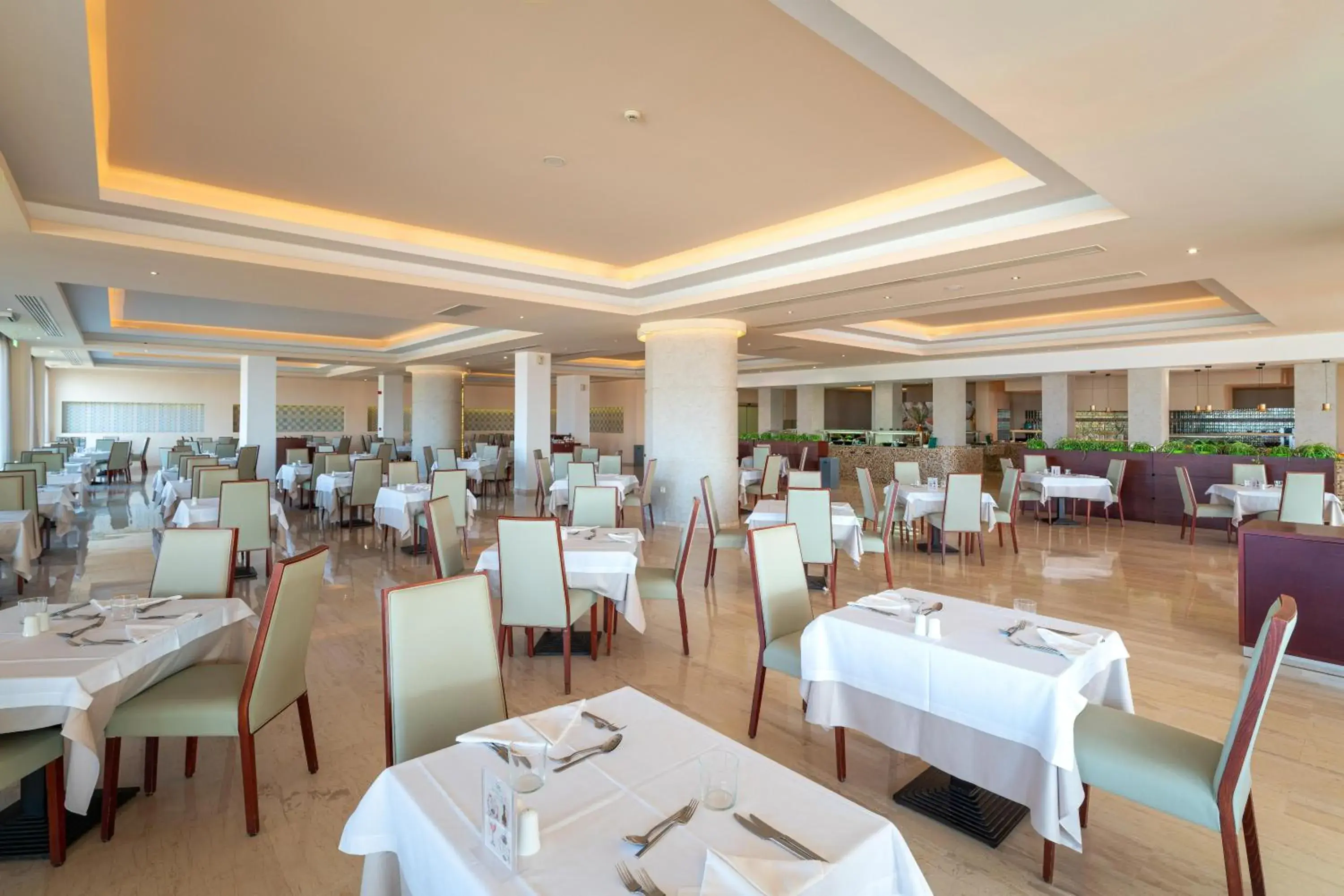 Restaurant/places to eat in KRESTEN ROYAL Euphoria Resort Restaurant/places to eat in KRESTEN ROYAL Euphoria Resort