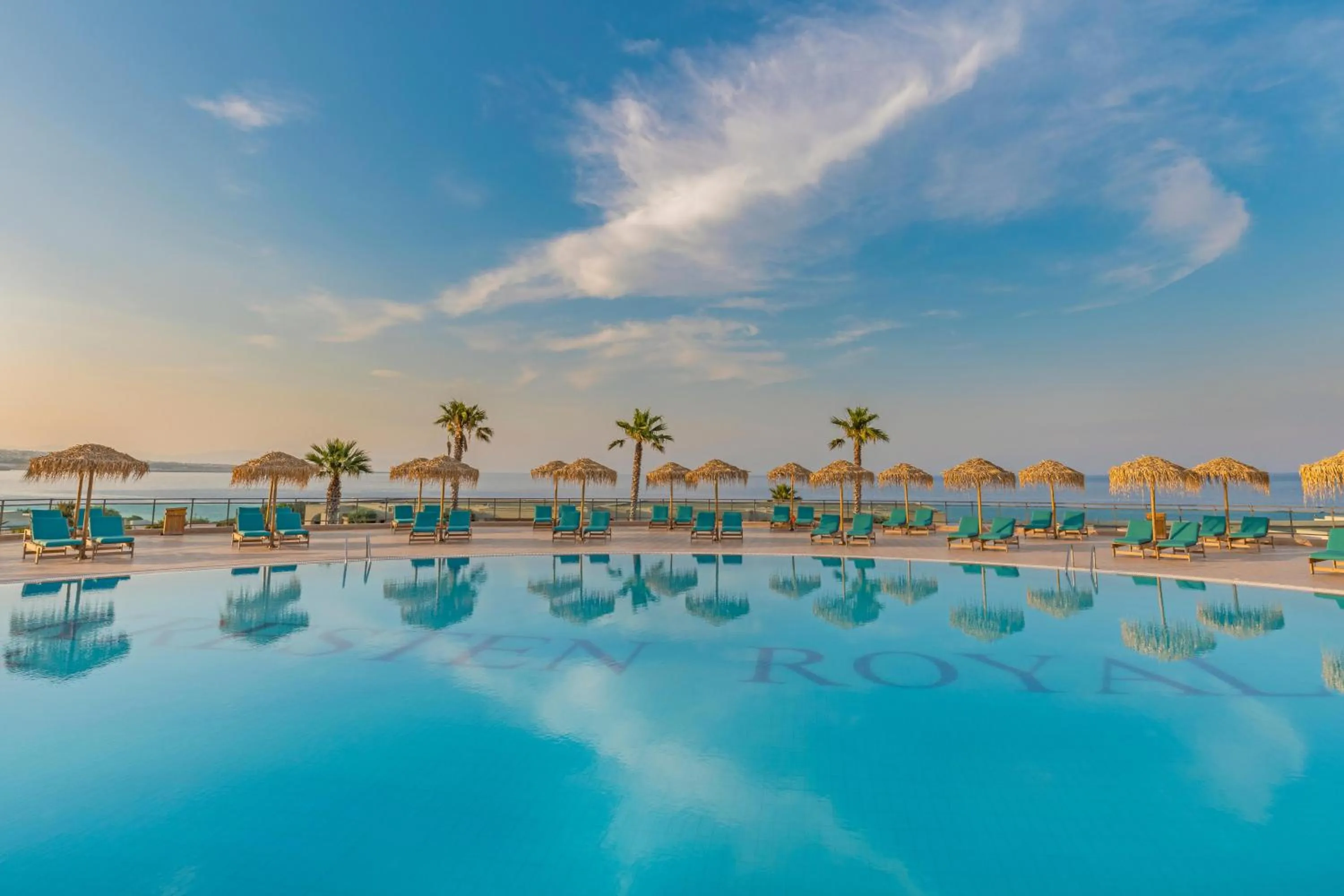 Swimming pool in KRESTEN ROYAL Euphoria Resort