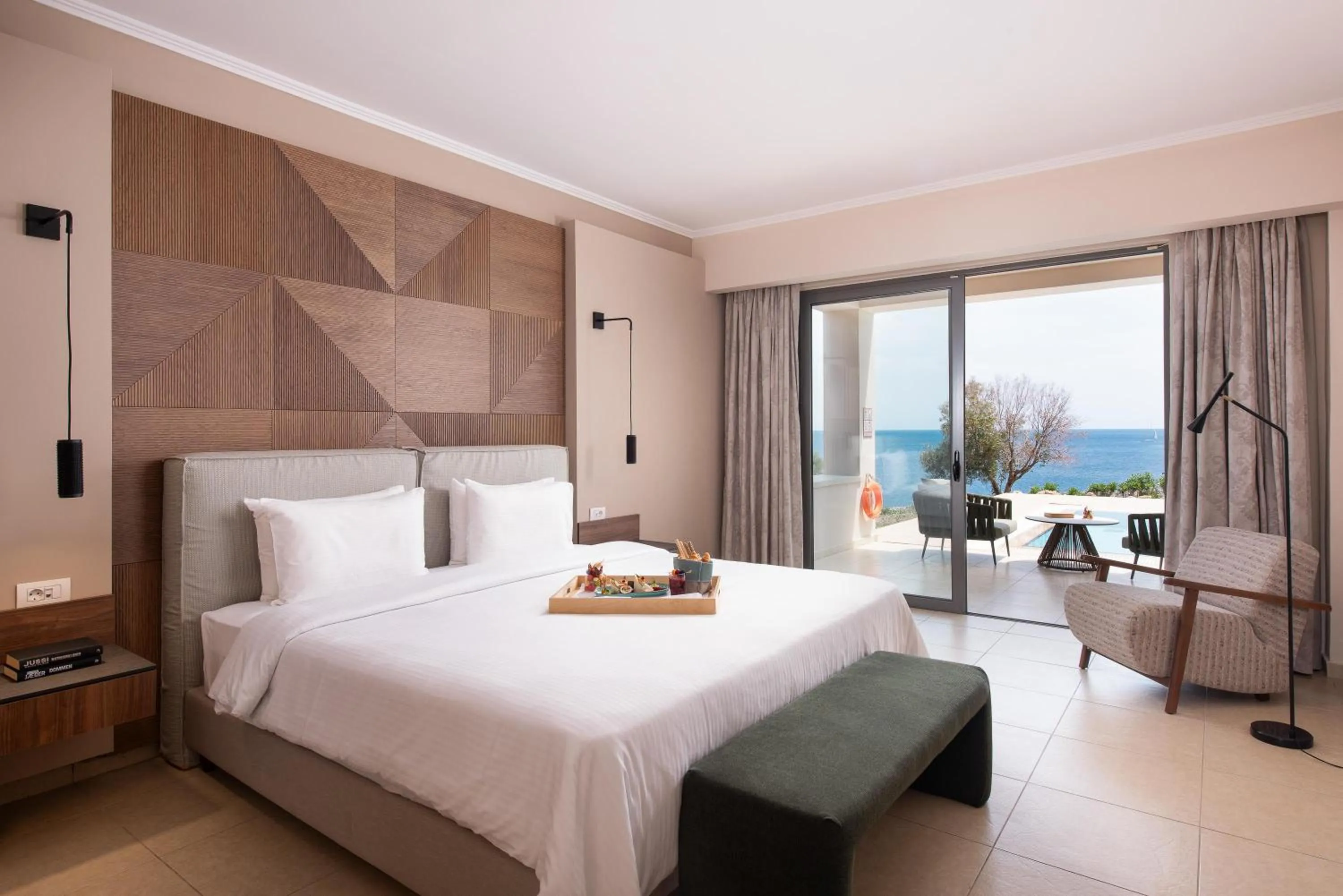 Photo of the whole room, Bed in KRESTEN ROYAL Euphoria Resort