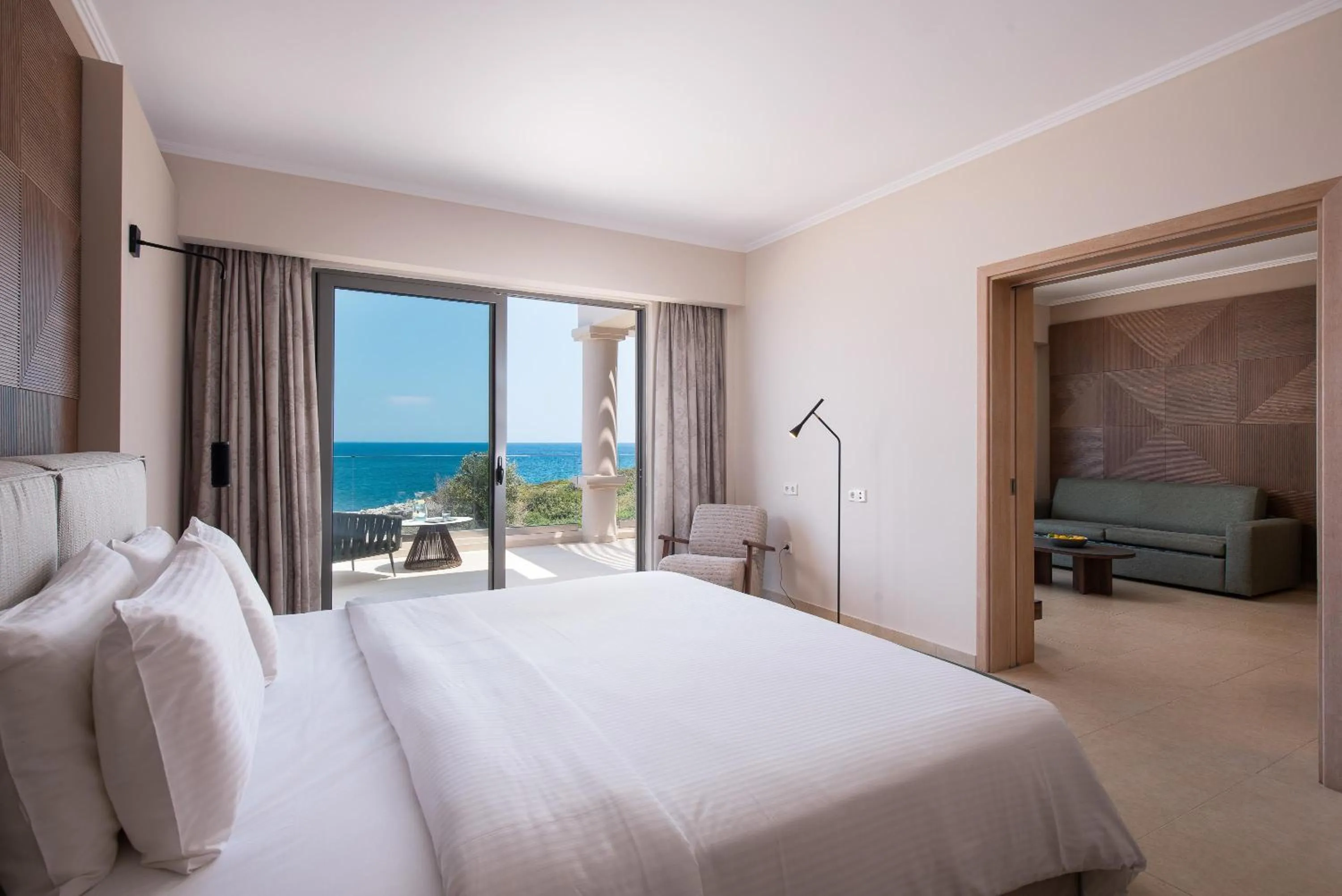 Photo of the whole room, Bed in KRESTEN ROYAL Euphoria Resort