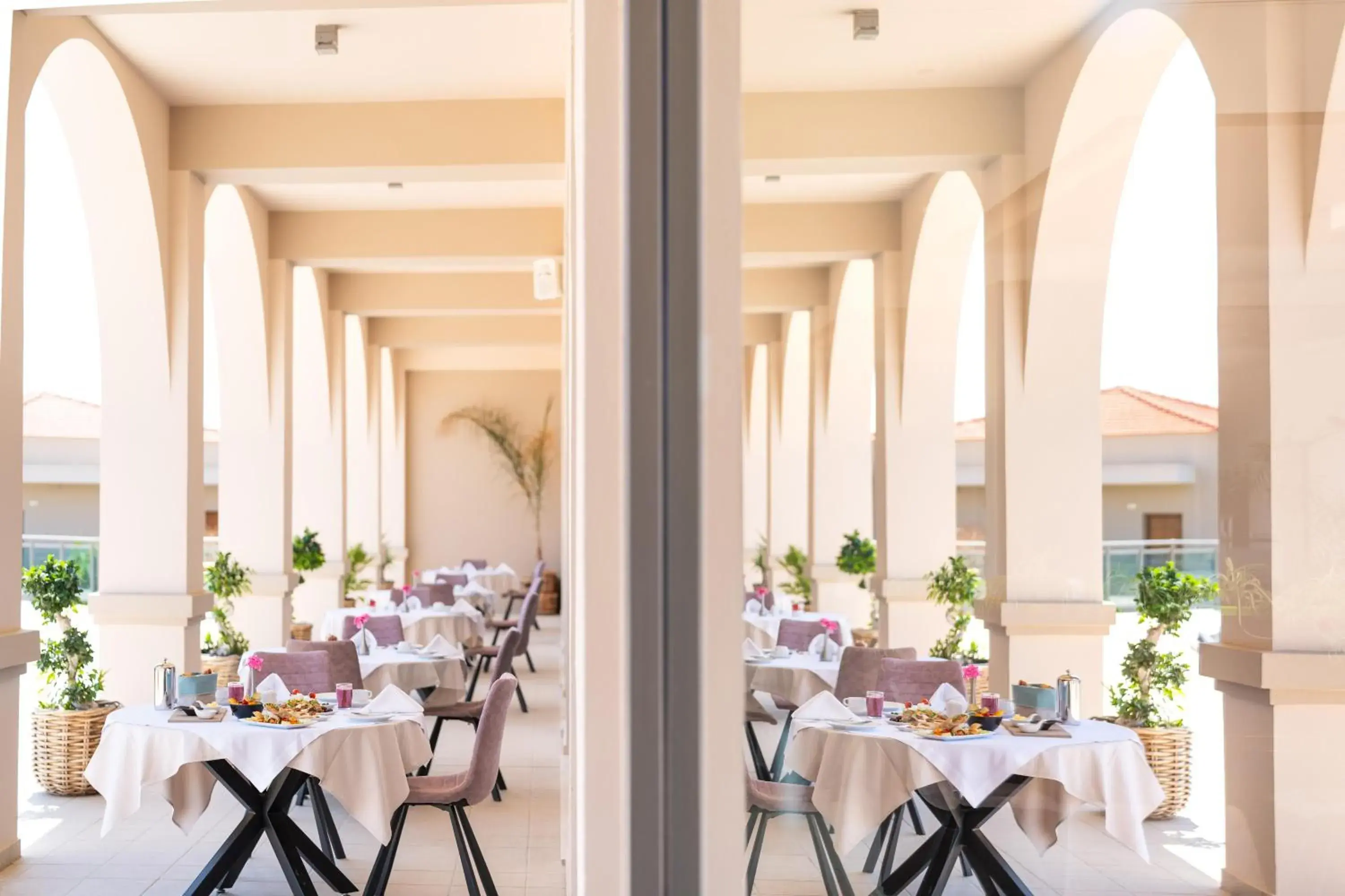 Restaurant/places to eat in KRESTEN ROYAL Euphoria Resort Restaurant/places to eat in KRESTEN ROYAL Euphoria Resort
