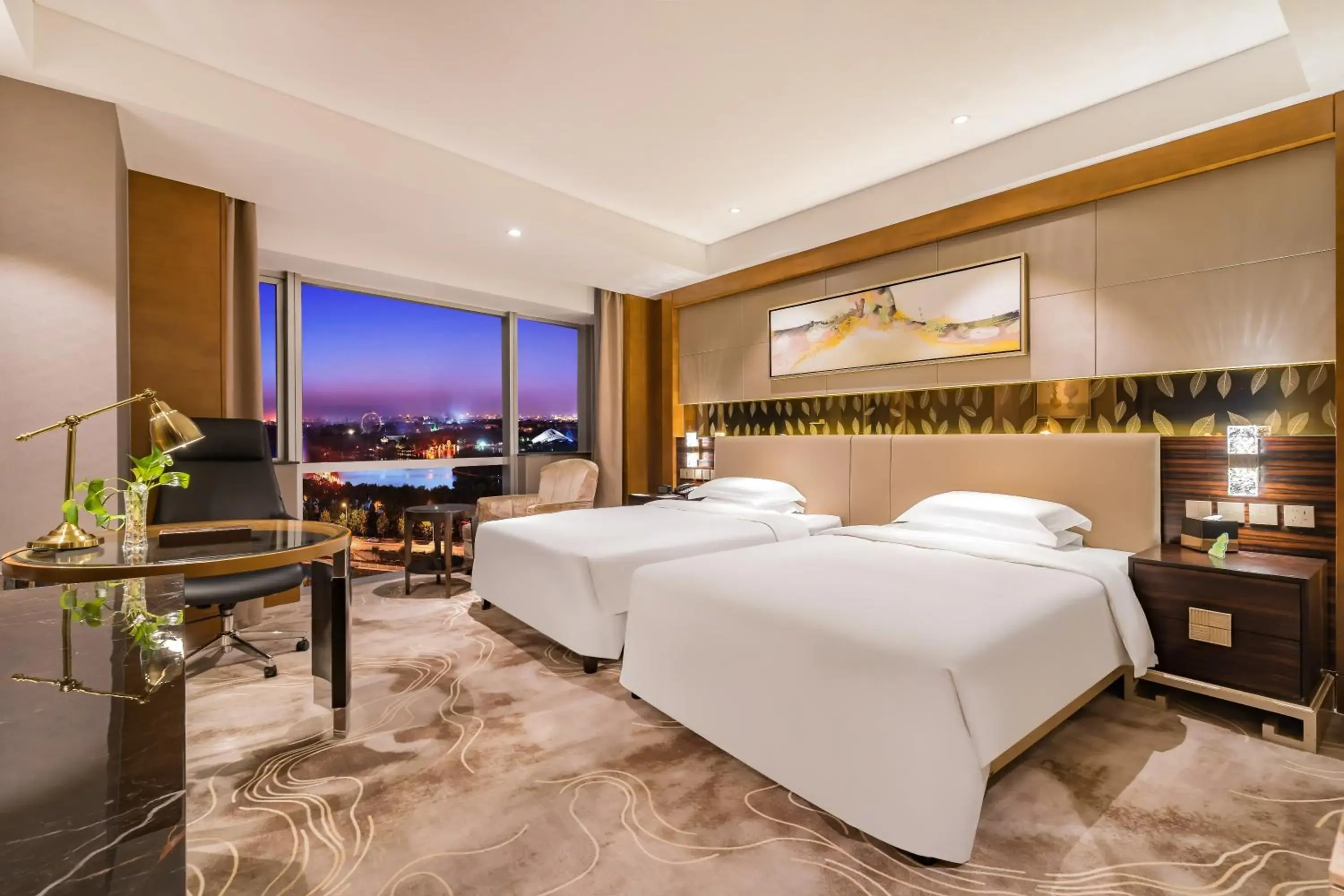 Bed in Lake View Hotel Bed in Lake View Hotel