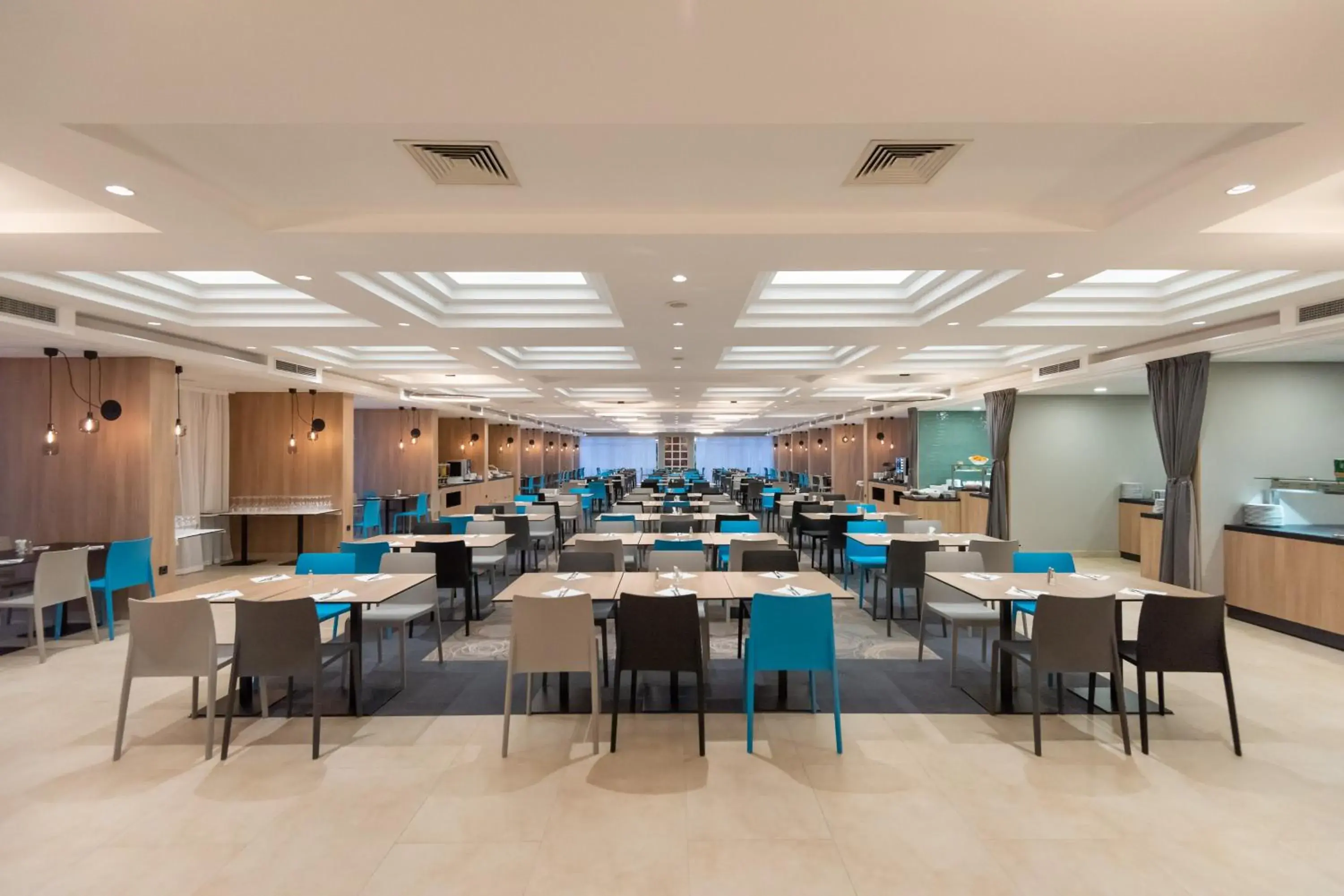 Restaurant/places to eat in Hotel Kolovare Restaurant/places to eat in Hotel Kolovare