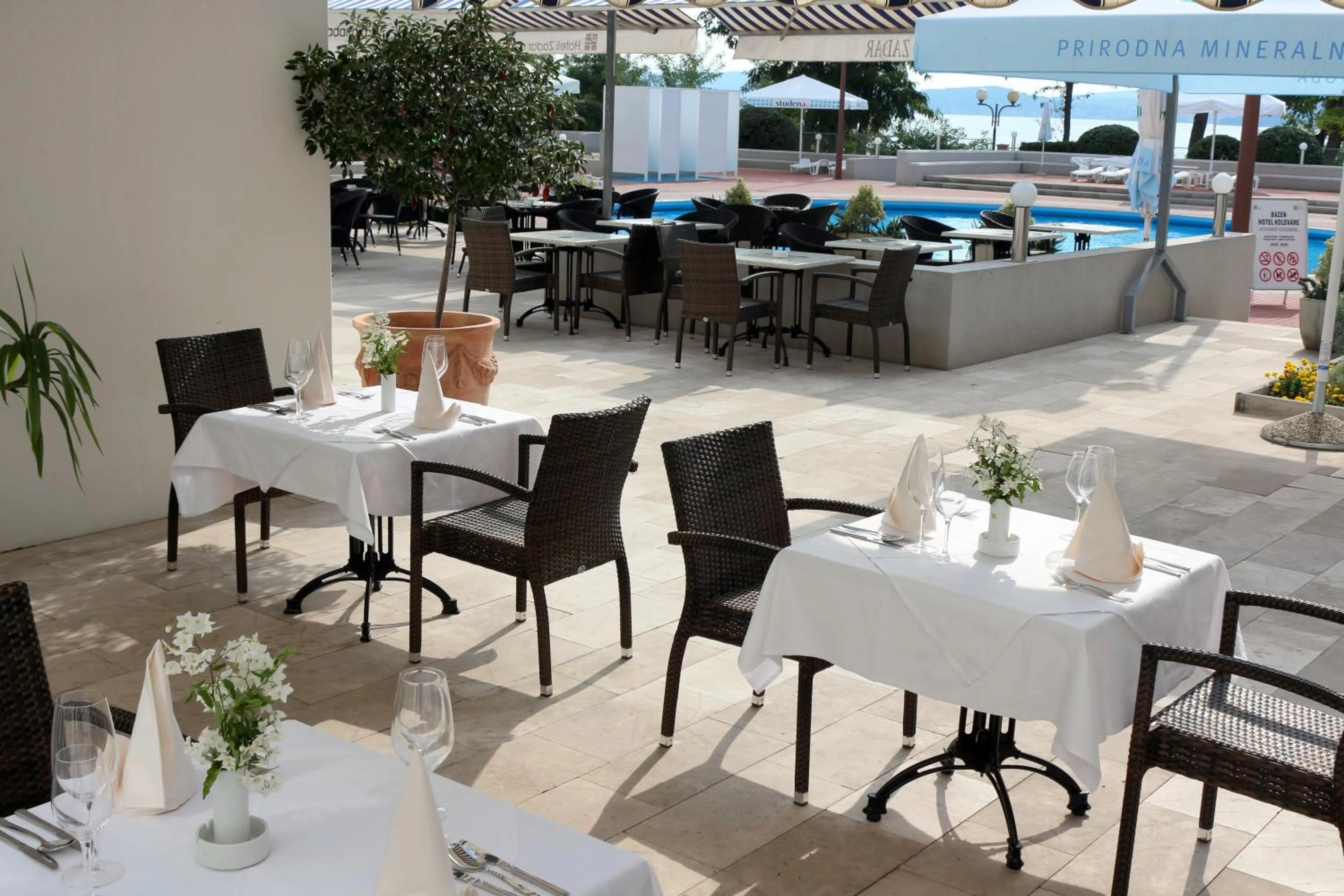 Restaurant/places to eat in Hotel Kolovare