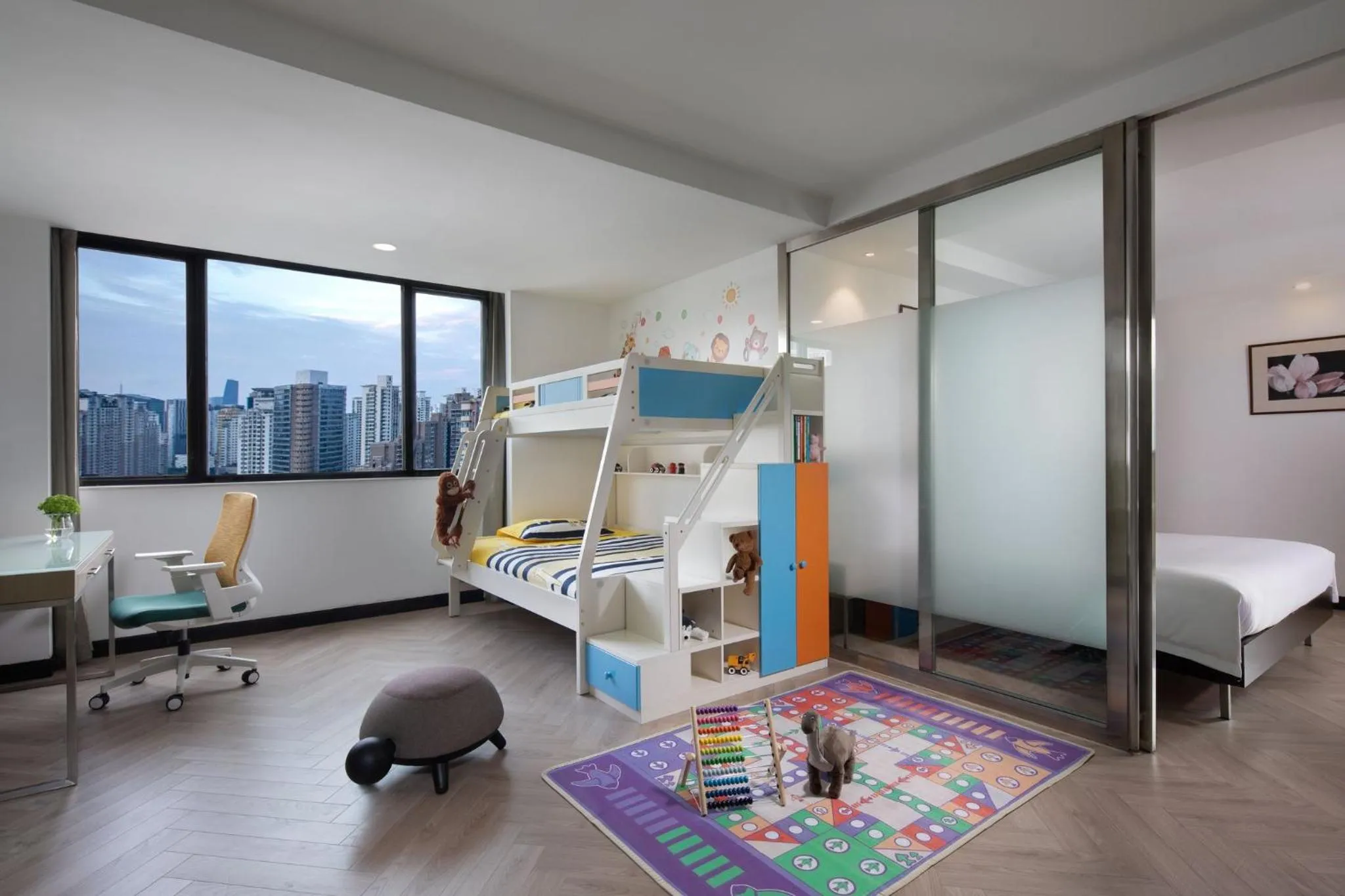 Photo of the whole room in Holiday Inn Shanghai Vista Near Jing'an Temple