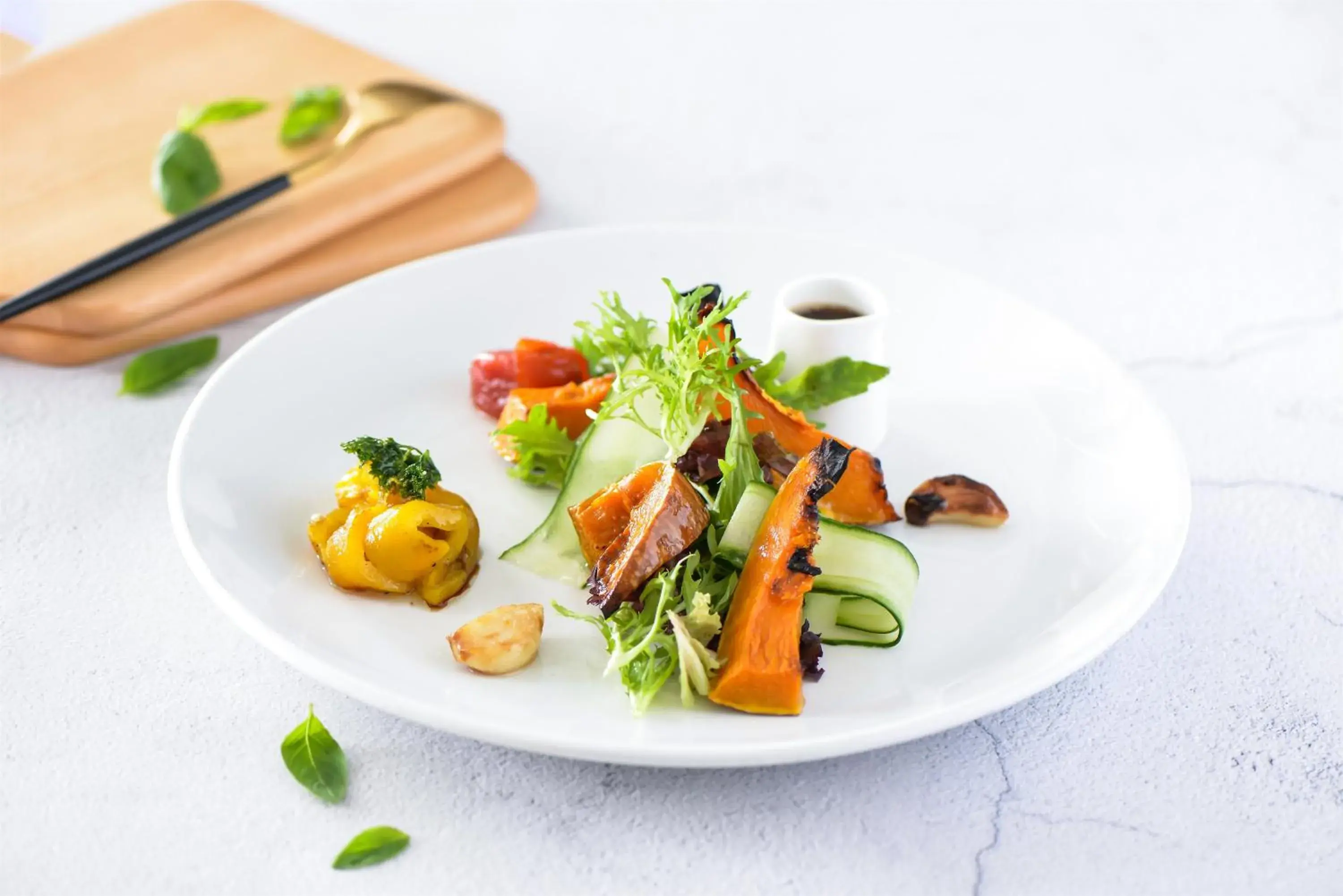 Restaurant/places to eat in Holiday Inn Shanghai Pudong by IHG Restaurant/places to eat in Holiday Inn Shanghai Pudong by IHG