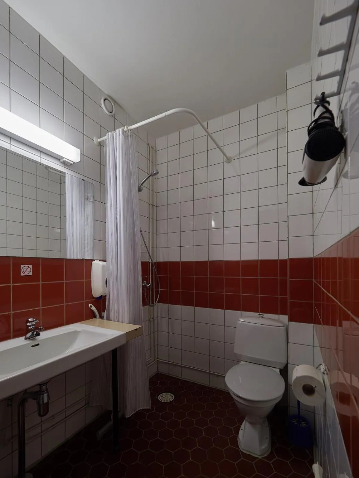 Bathroom in Hotelli Pielinen