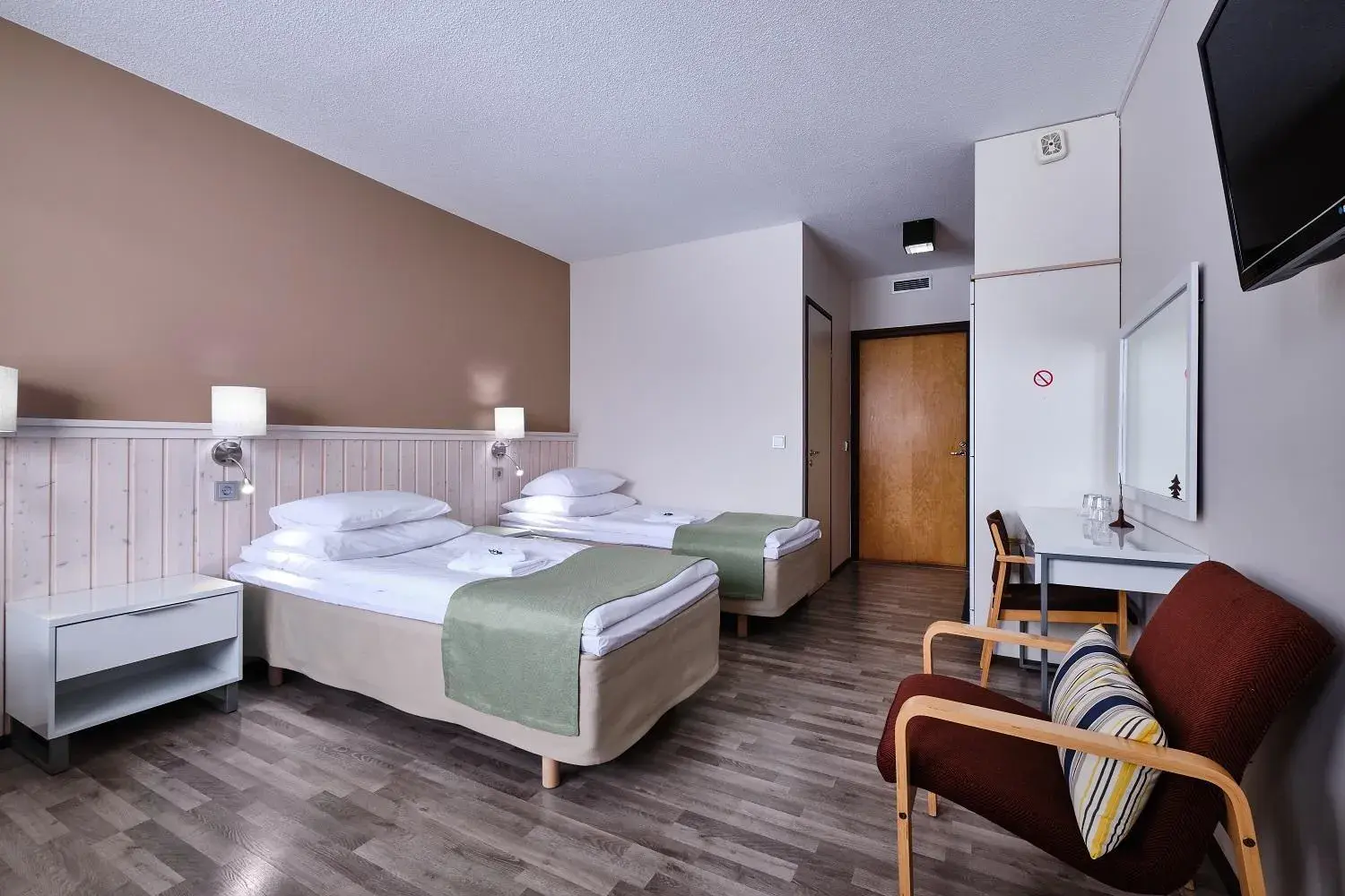 Comfort Triple Room - single occupancy in Hotelli Pielinen Comfort Triple Room - single occupancy in Hotelli Pielinen