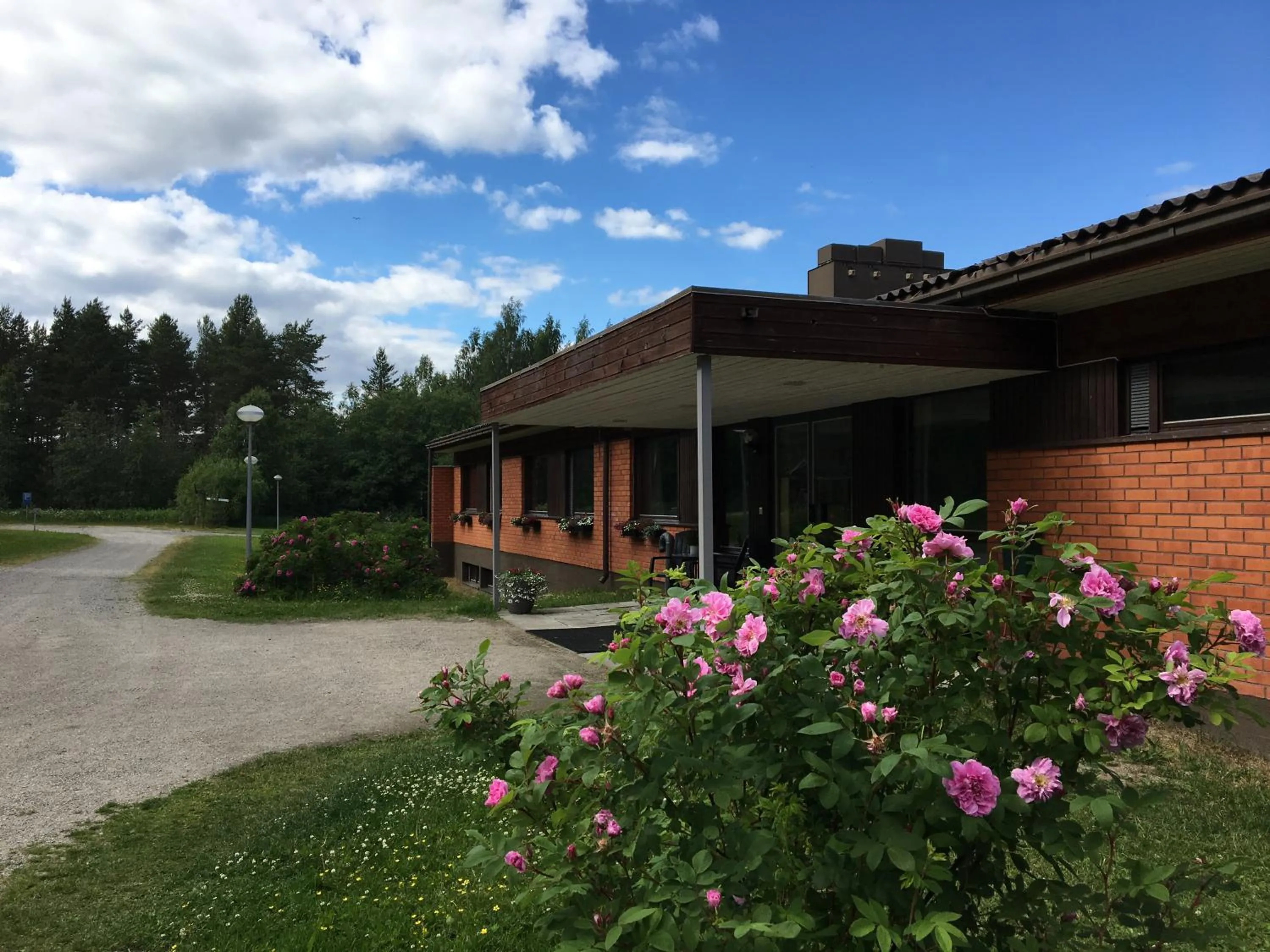 Facade/entrance in Hotelli Pielinen