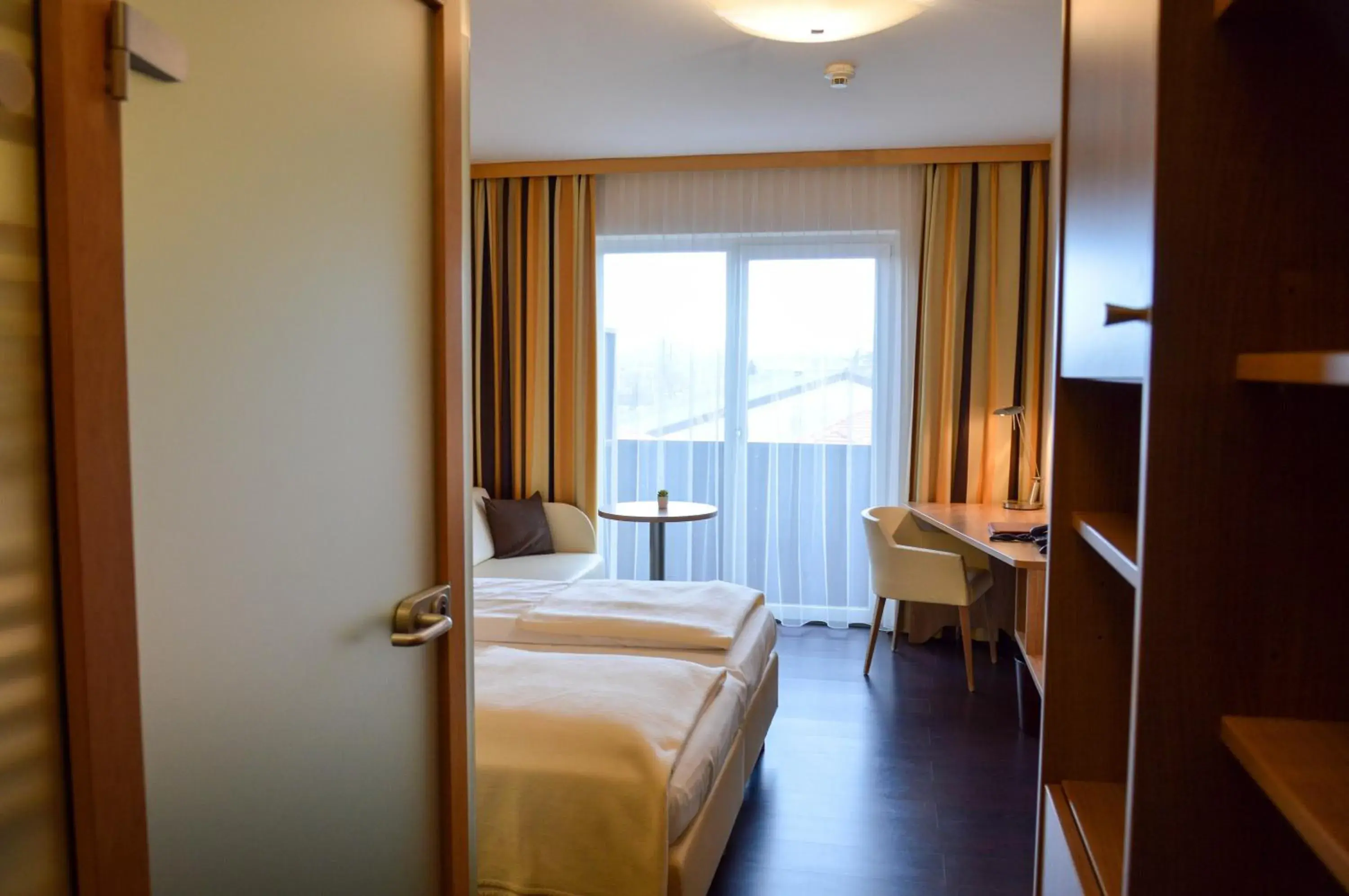 Double Room with Balcony - single occupancy in Hotel Römerhof Double Room with Balcony - single occupancy in Hotel Römerhof