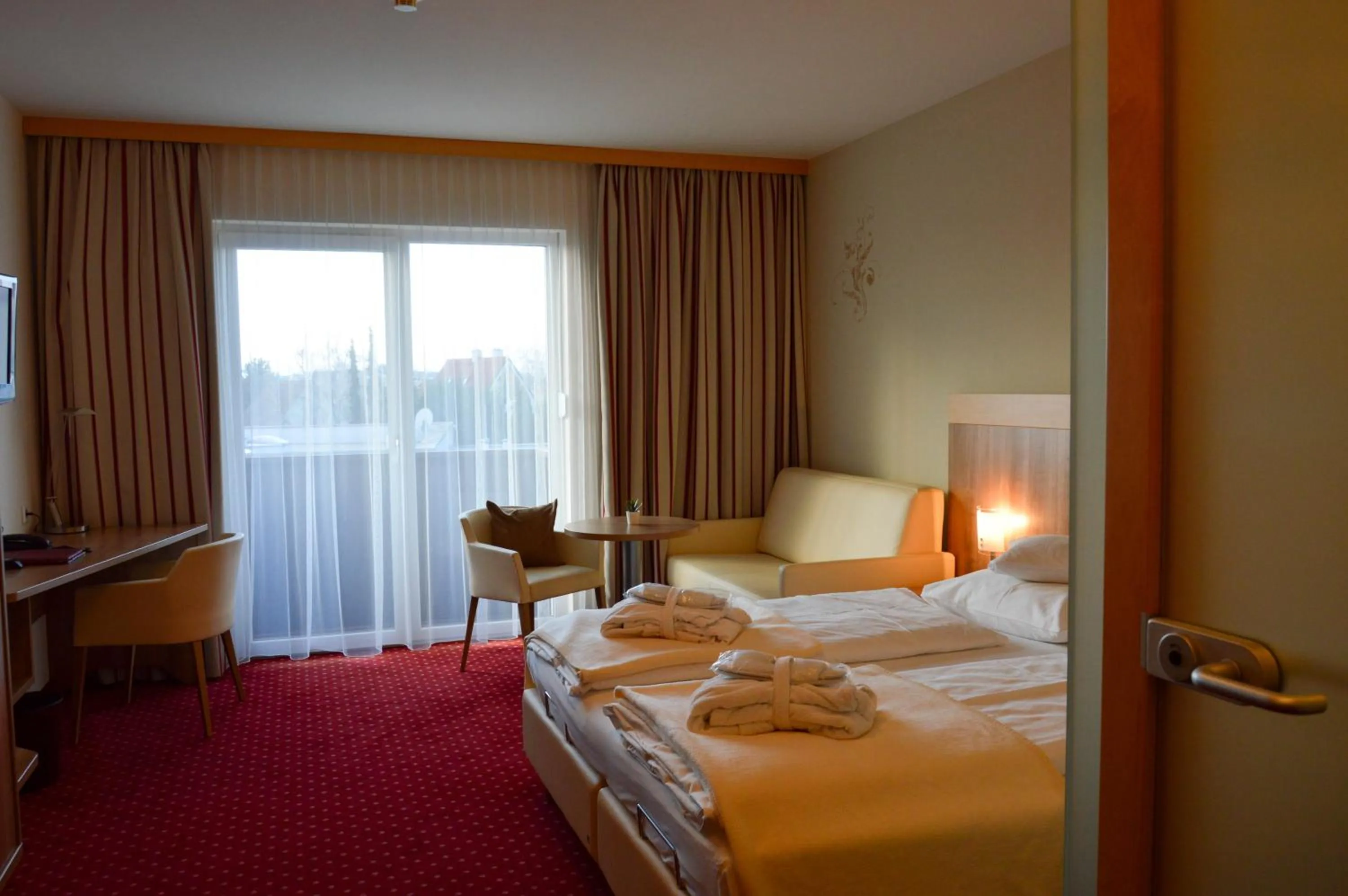 Photo of the whole room, Bed in Hotel Römerhof