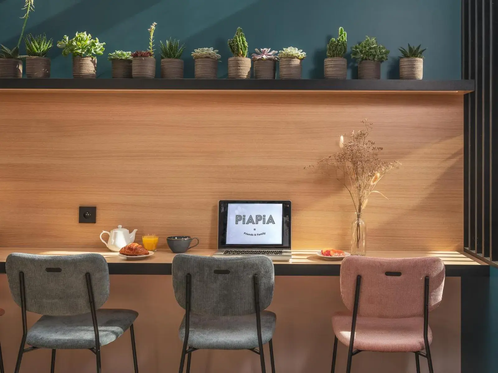 Lobby or reception in Hôtel Piapia Lobby or reception in Hôtel Piapia