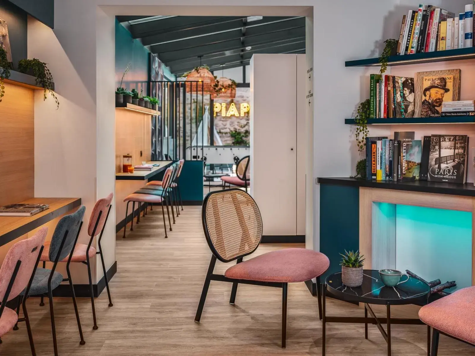 Lobby or reception in Hôtel Piapia Lobby or reception in Hôtel Piapia