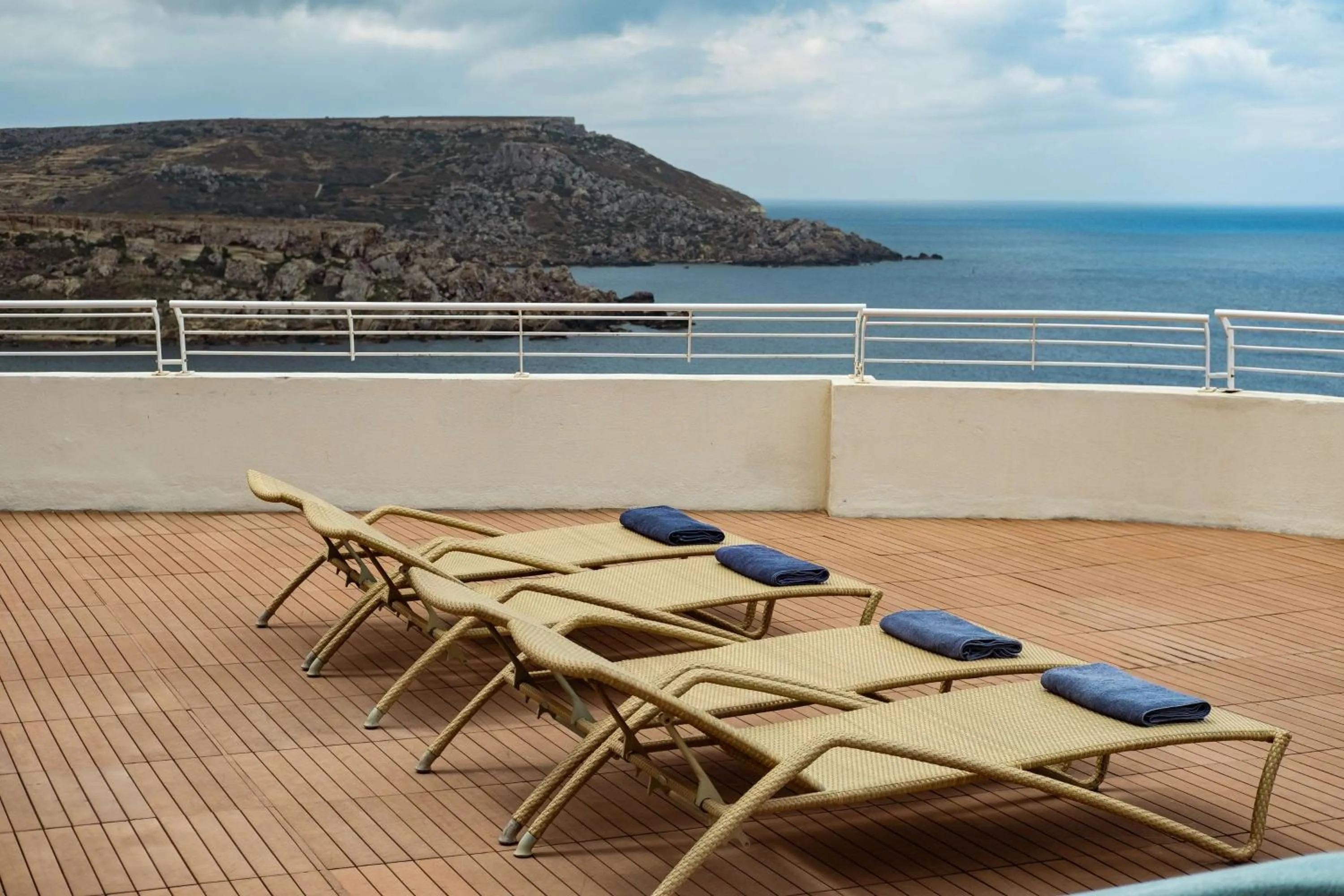Bedroom in Radisson Blu Resort & Spa, Malta Golden Sands