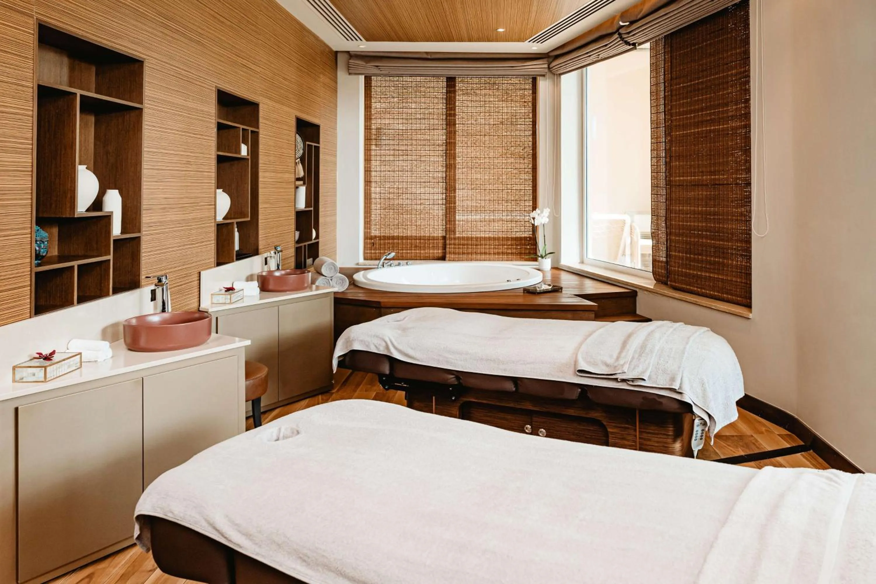 Spa and wellness centre/facilities, Bed in Radisson Blu Resort & Spa, Malta Golden Sands