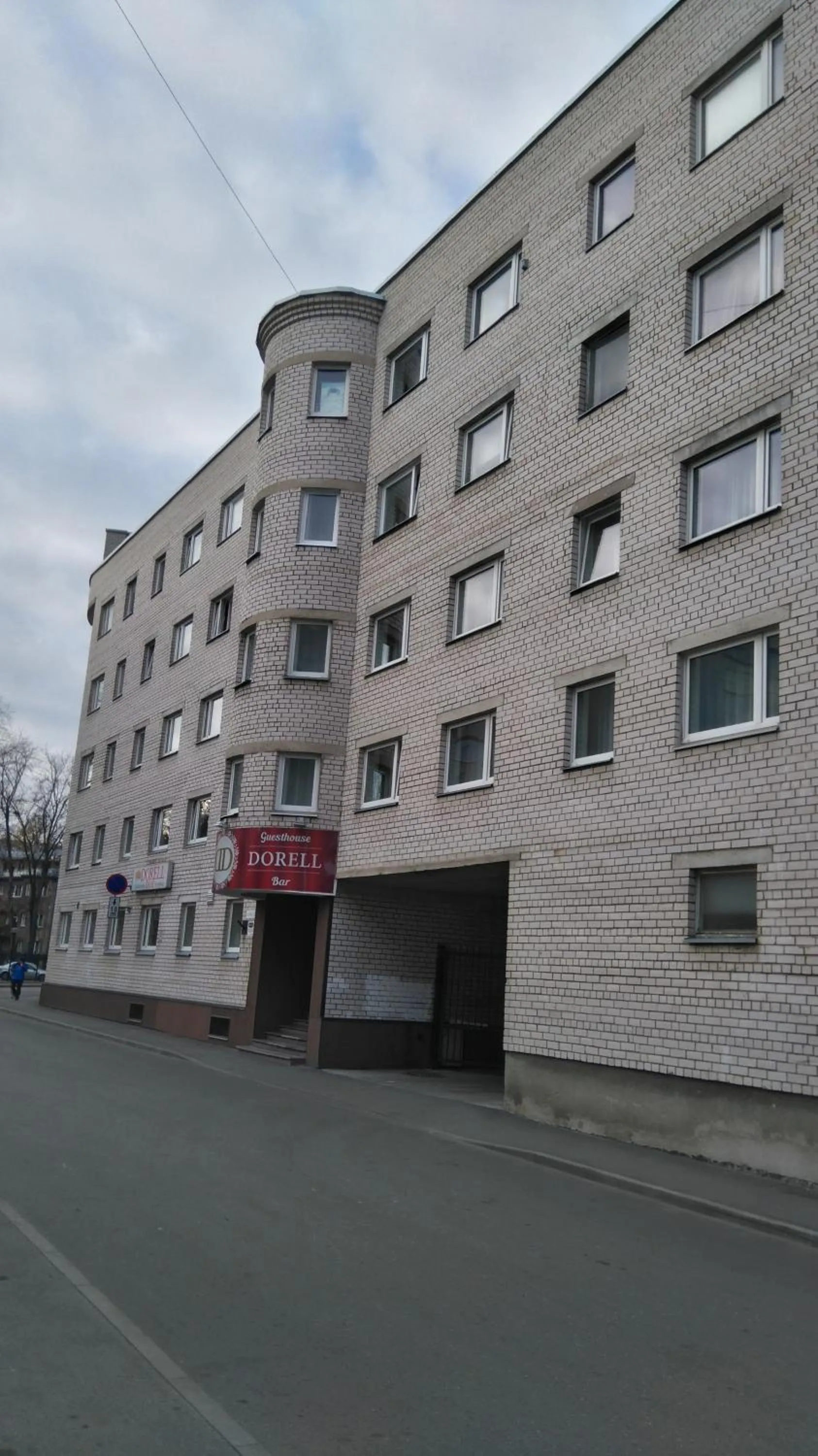 Facade/entrance in Dorell