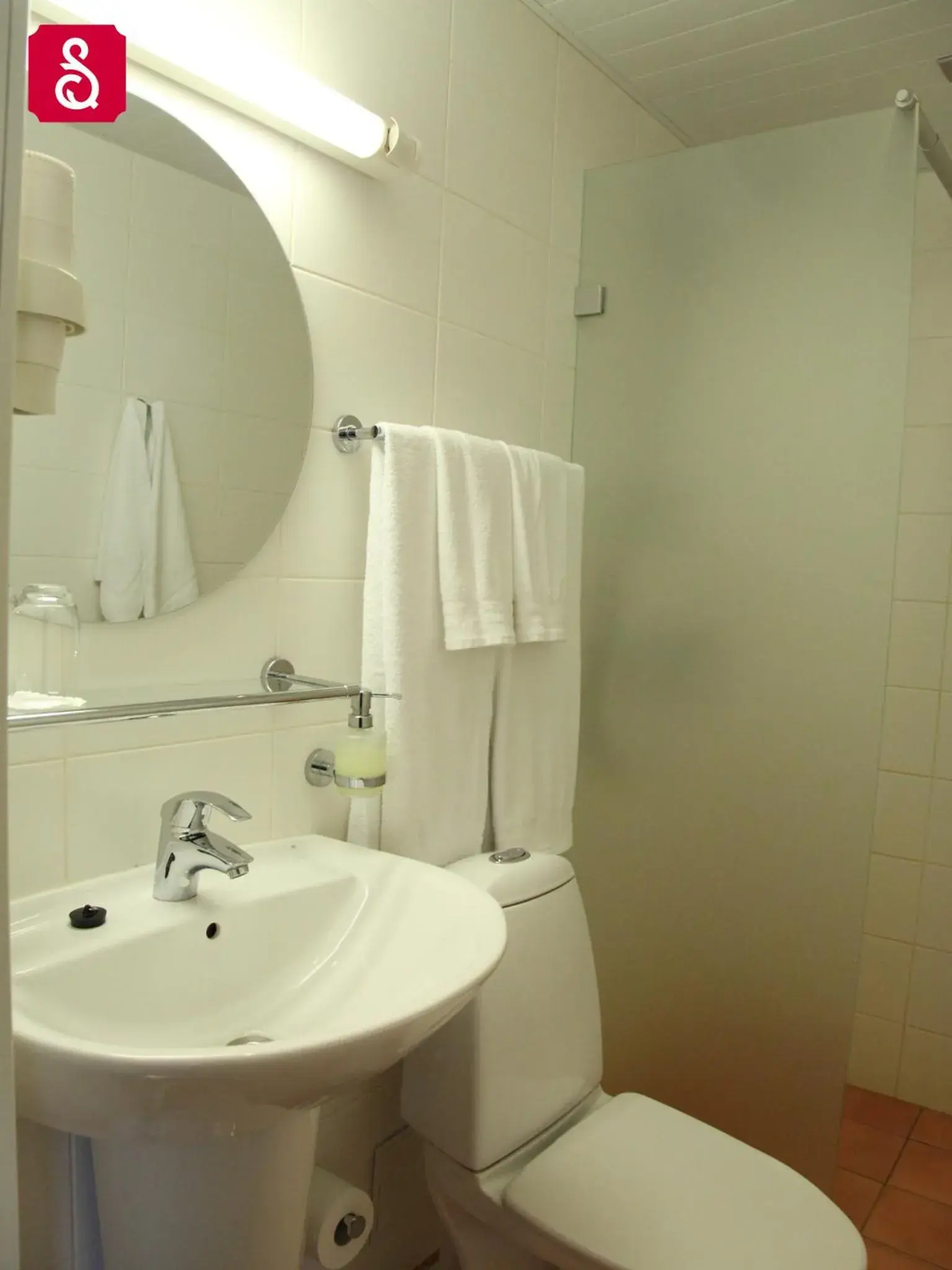 Standard Single Room in Sagadi Manor Hotel Standard Single Room in Sagadi Manor Hotel