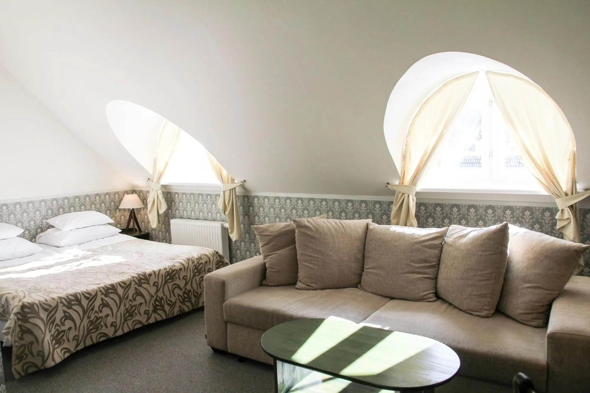 Living room, Bed in Sagadi Manor Hotel