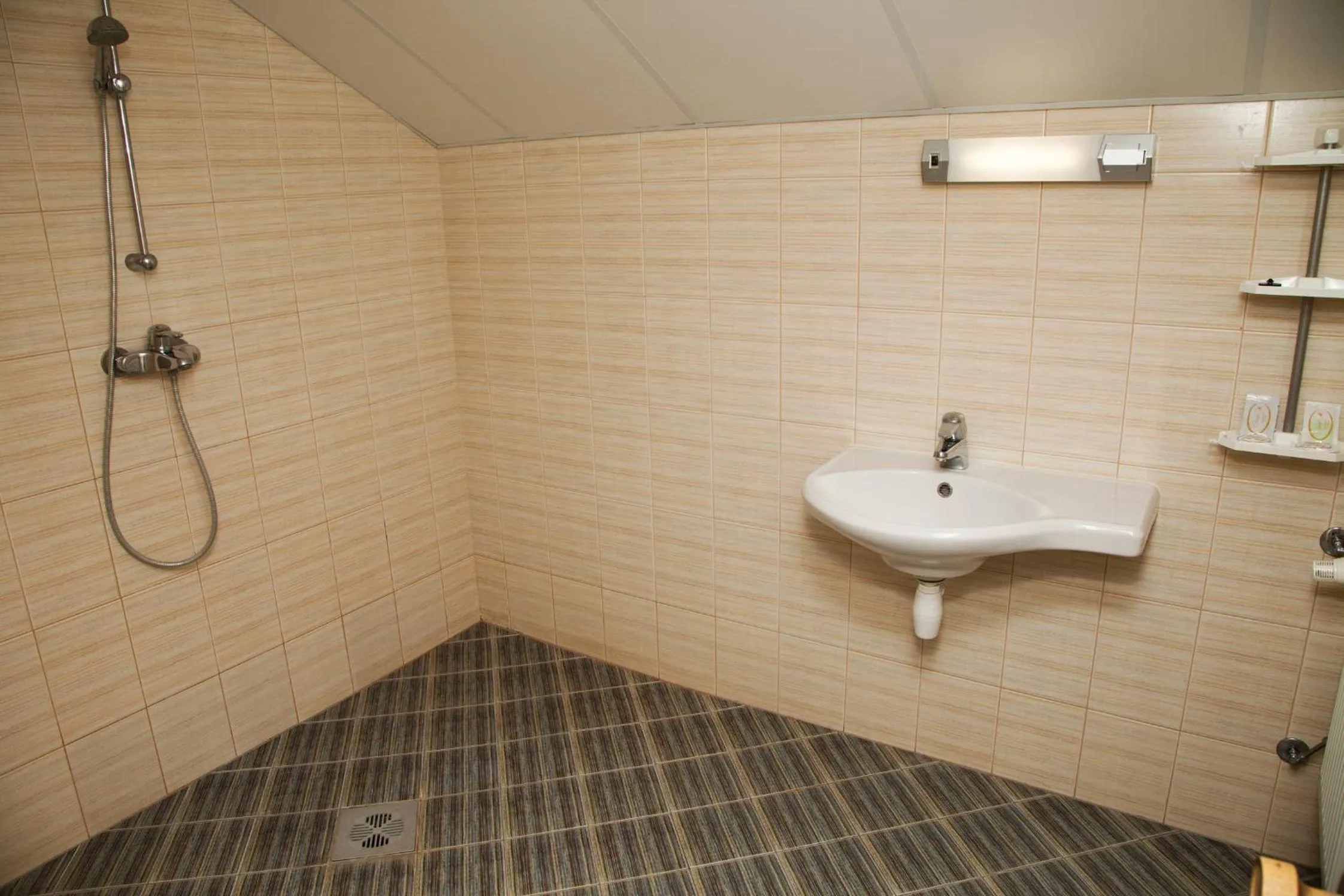 Bathroom in Repo Hotel