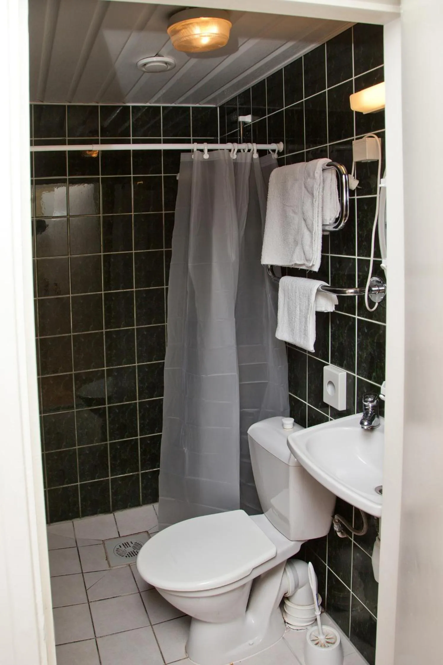 Bathroom in Repo Hotel