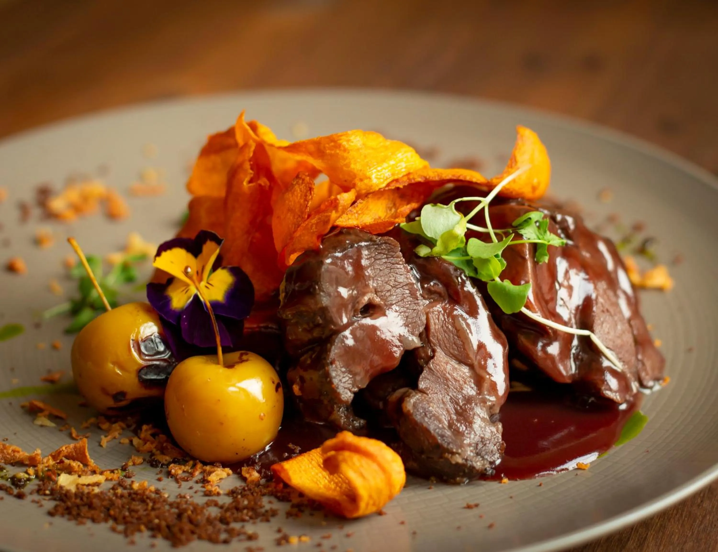 Restaurant/places to eat in Meriton Old Town Garden Hotel