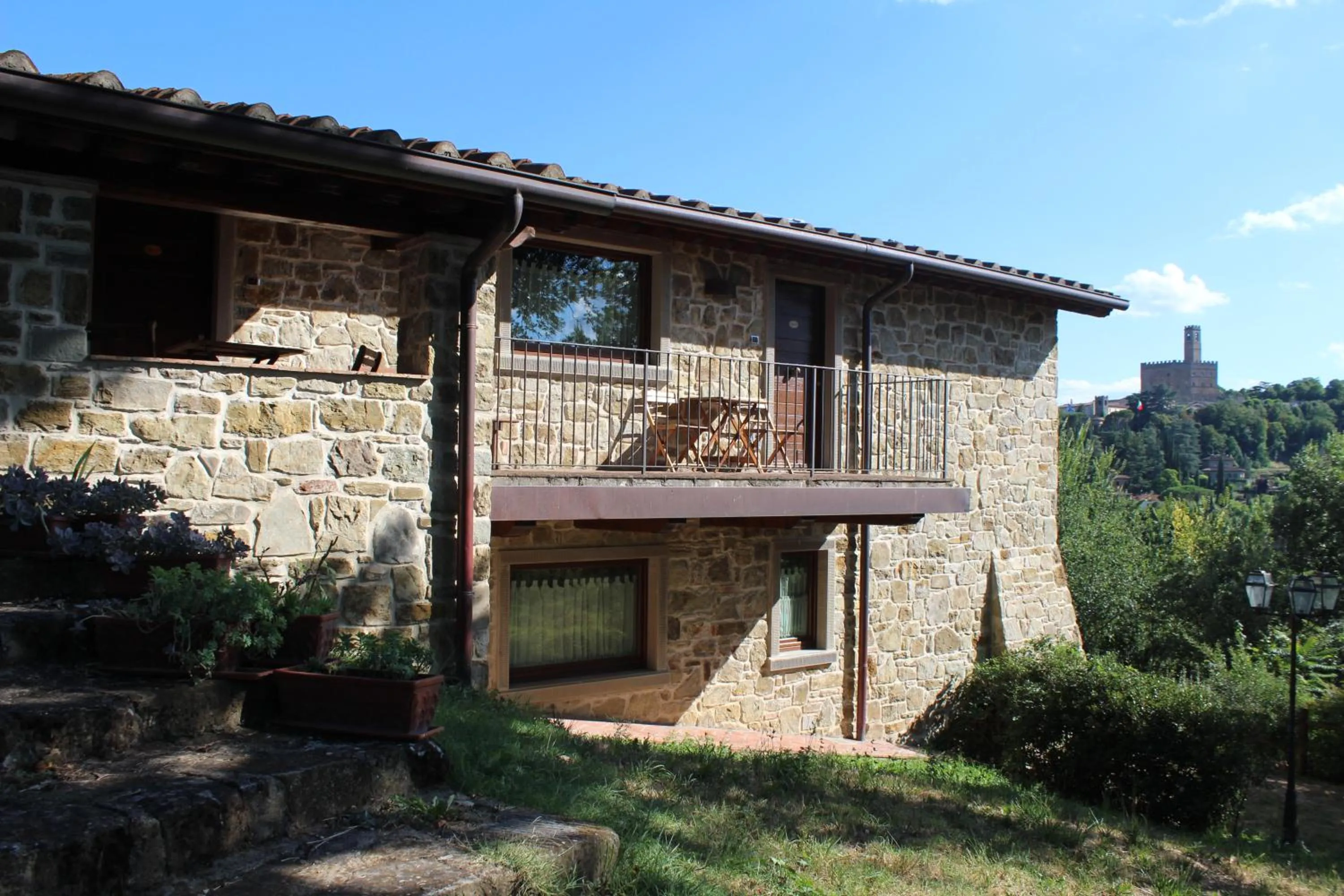 Property building in Albergo Ristorante La Torricella