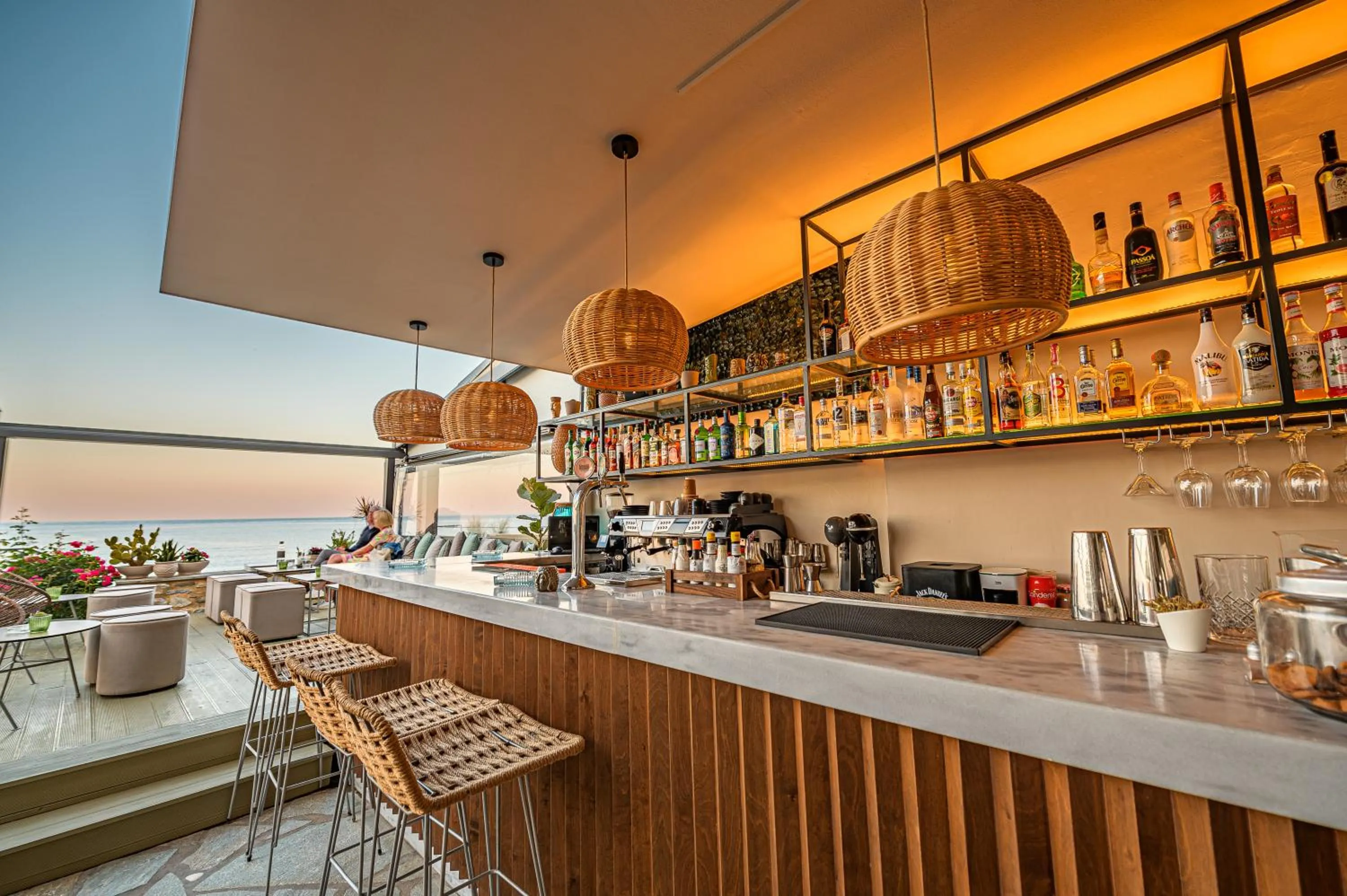 Lounge or bar in Kenta Beach Hotel