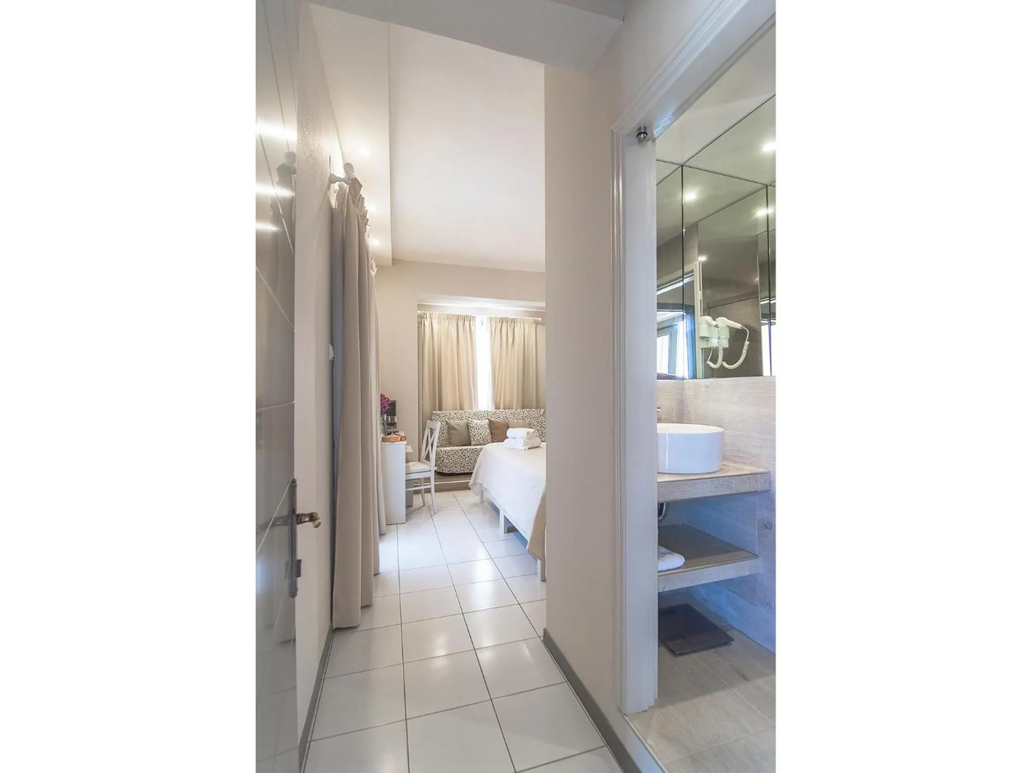 Day, Bed in Kenta Beach Hotel