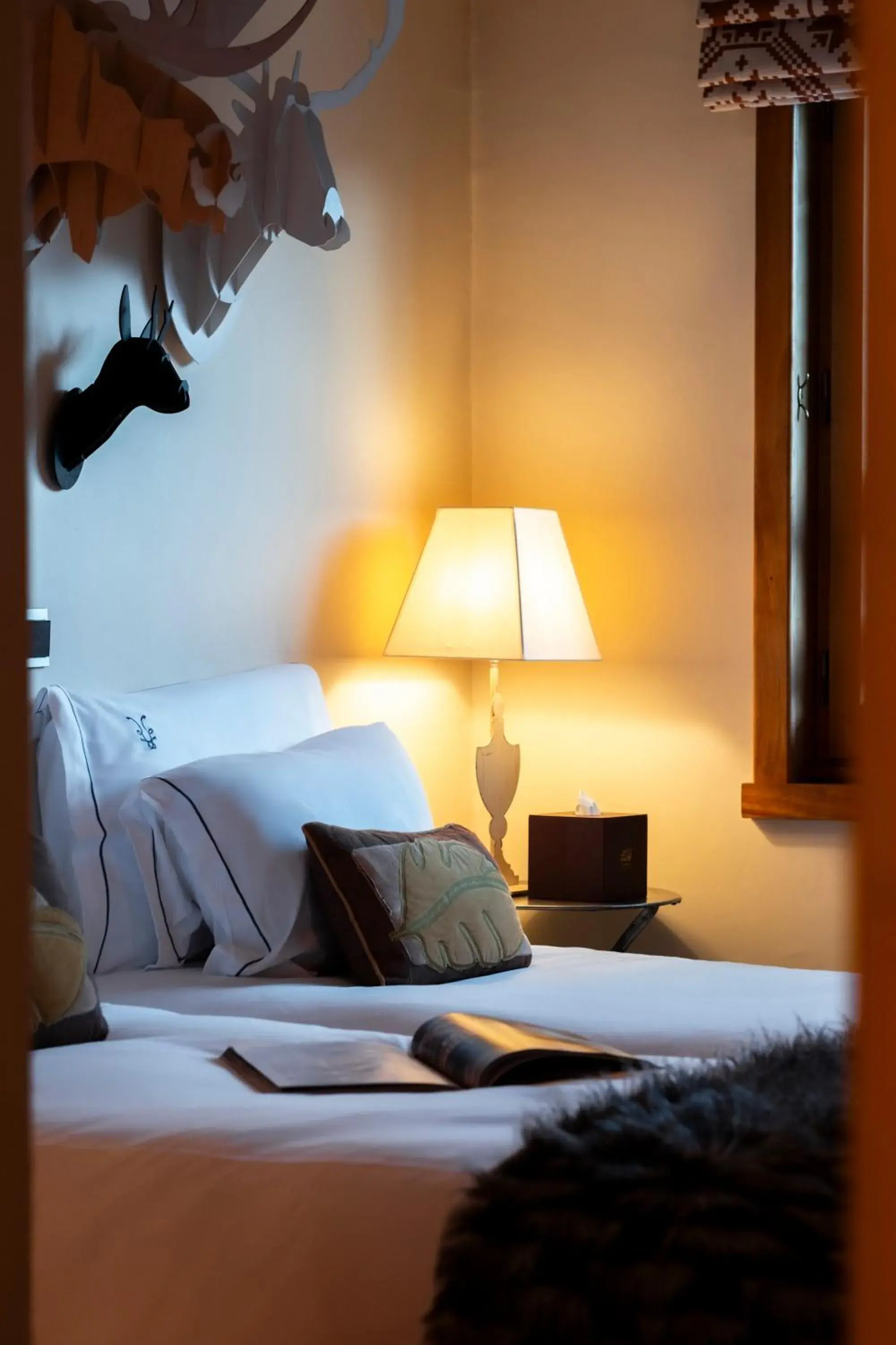 Bedroom, Bed in Alpes Hôtel du Pralong Bedroom, Bed in Alpes Hôtel du Pralong