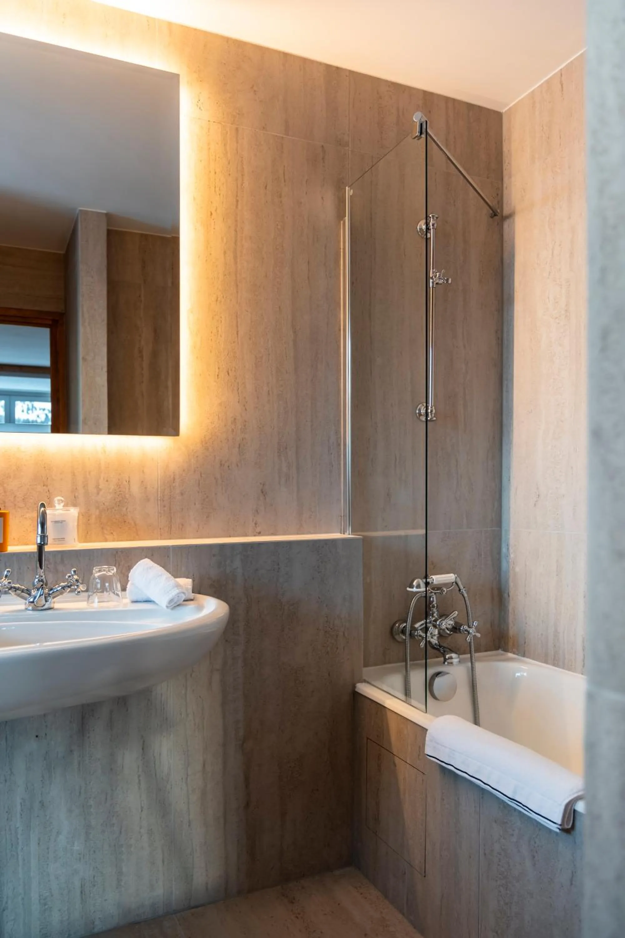 Bathroom in Alpes Hôtel du Pralong