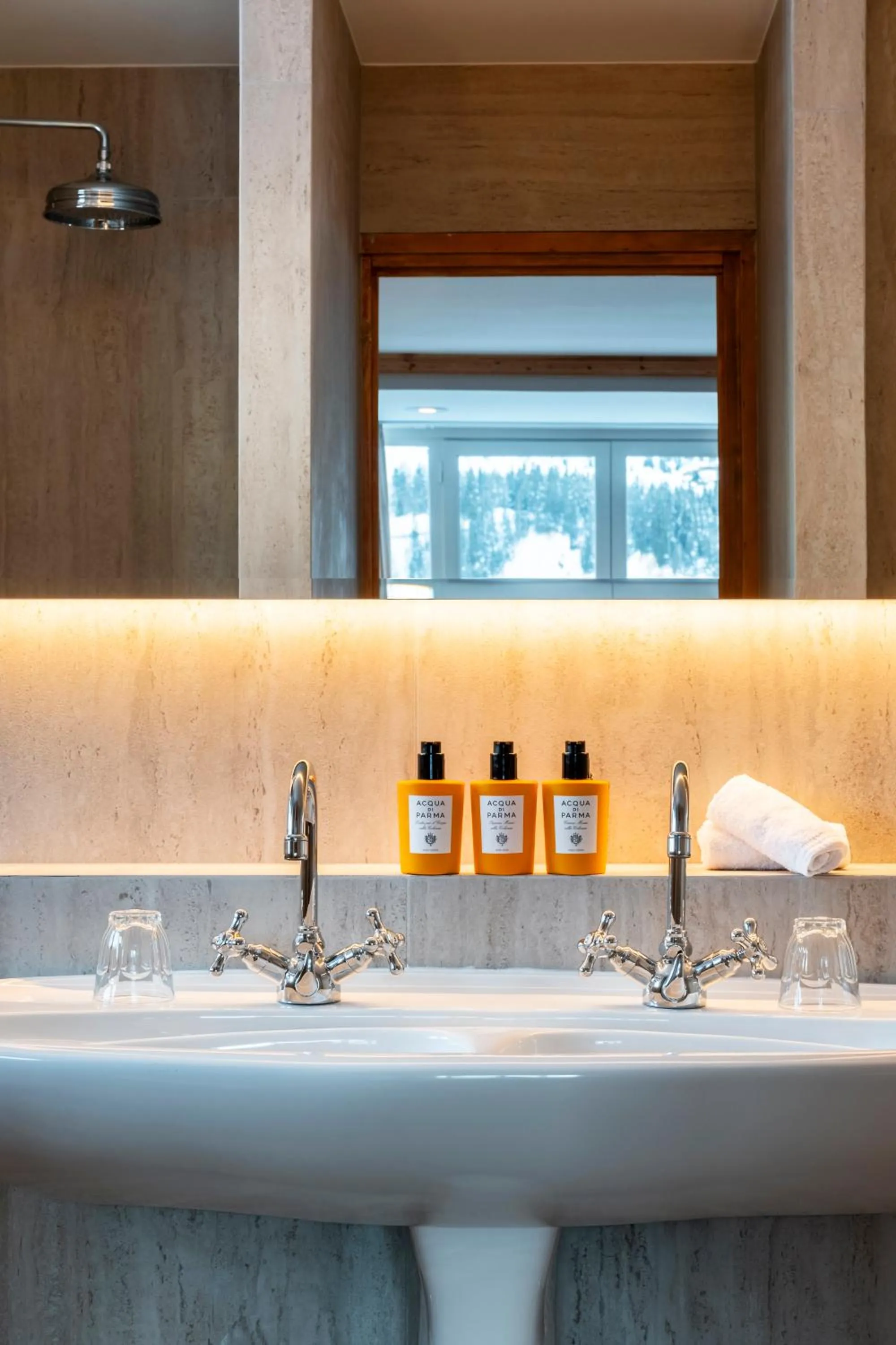 Bathroom in Alpes Hôtel du Pralong