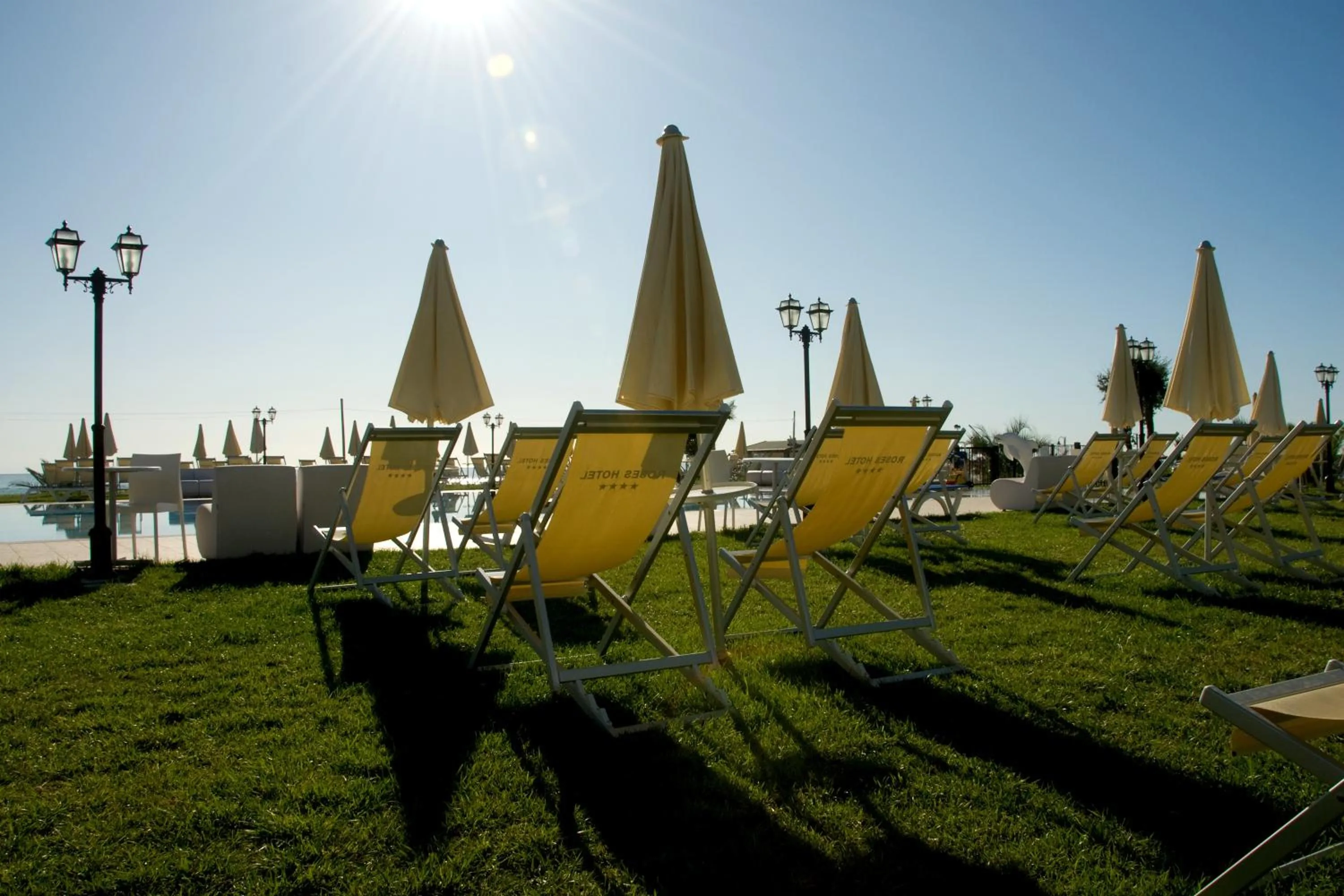 Swimming pool in Roses Hotel