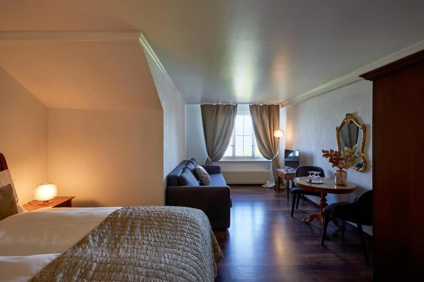 Bed in Hotel Schiff am See