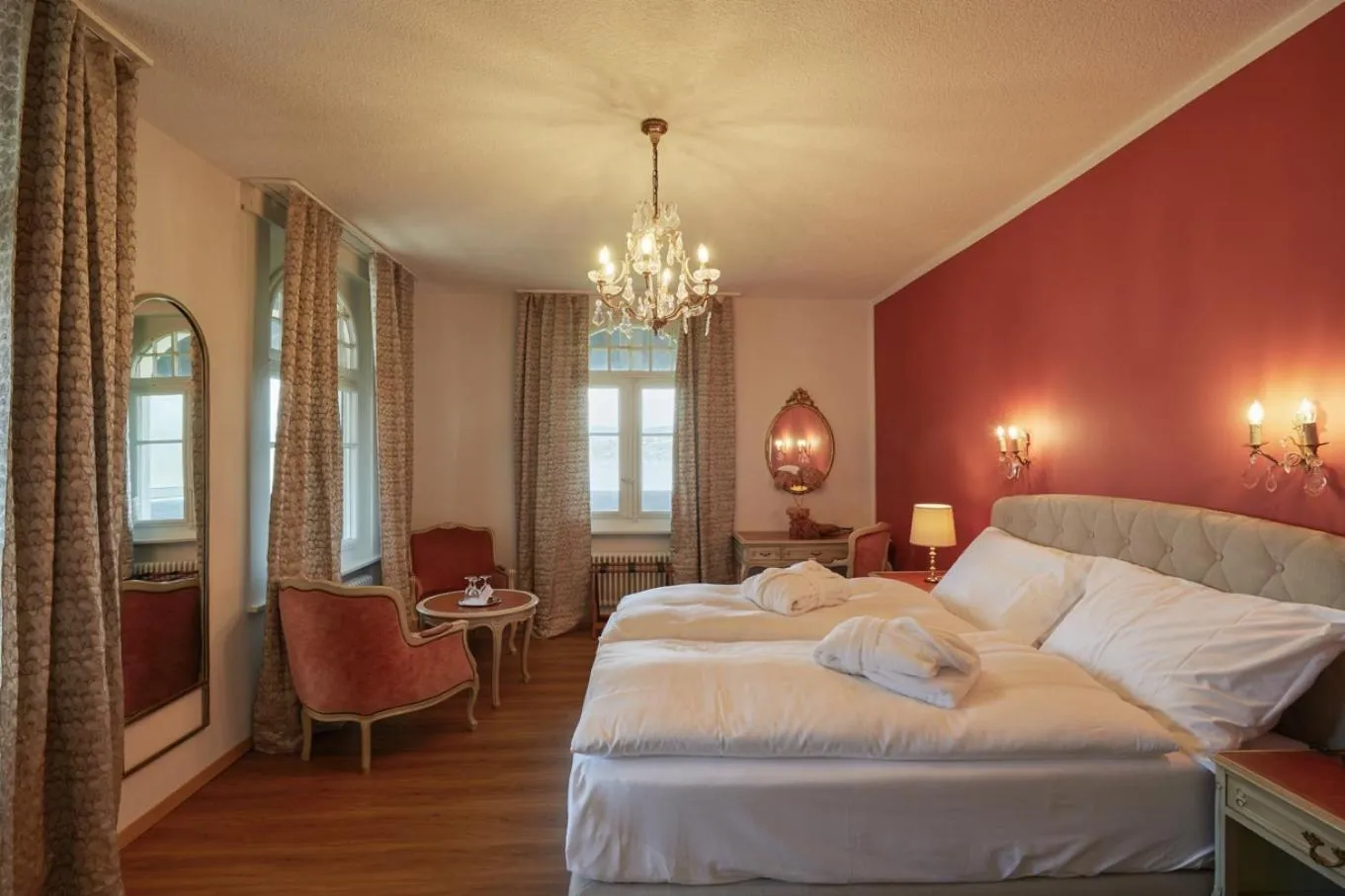 Bed in Hotel Schiff am See