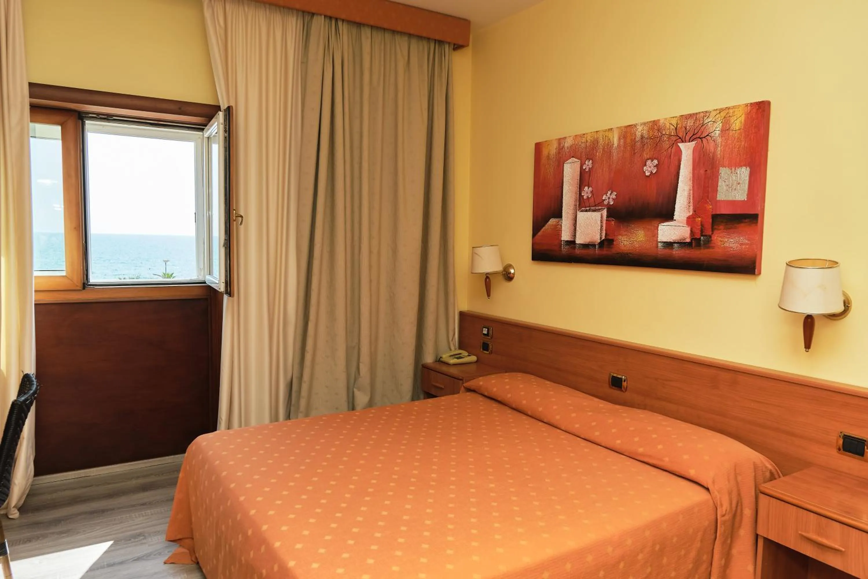 Bed in La Isla Resort