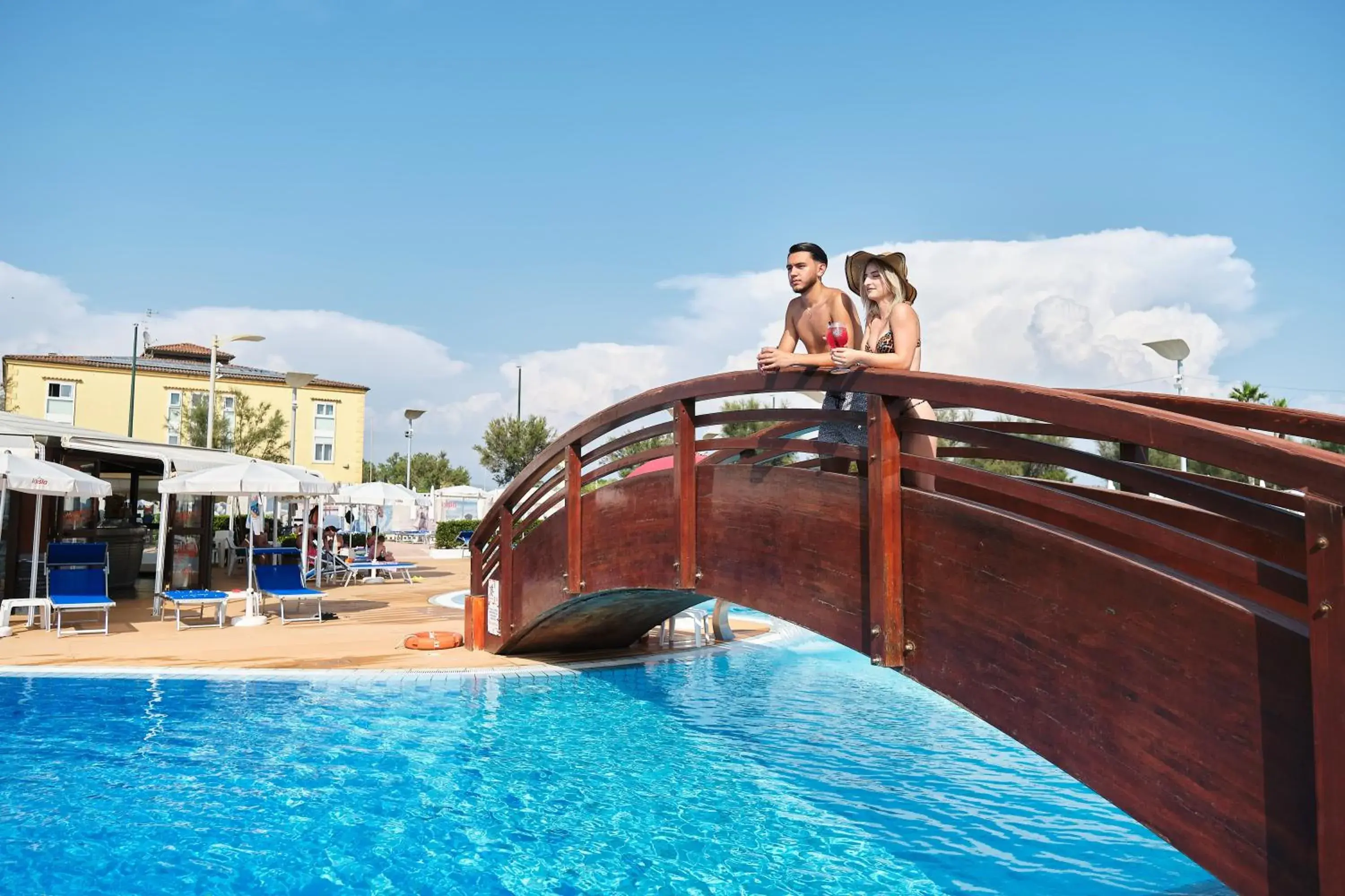 Swimming pool in La Isla Resort Swimming pool in La Isla Resort