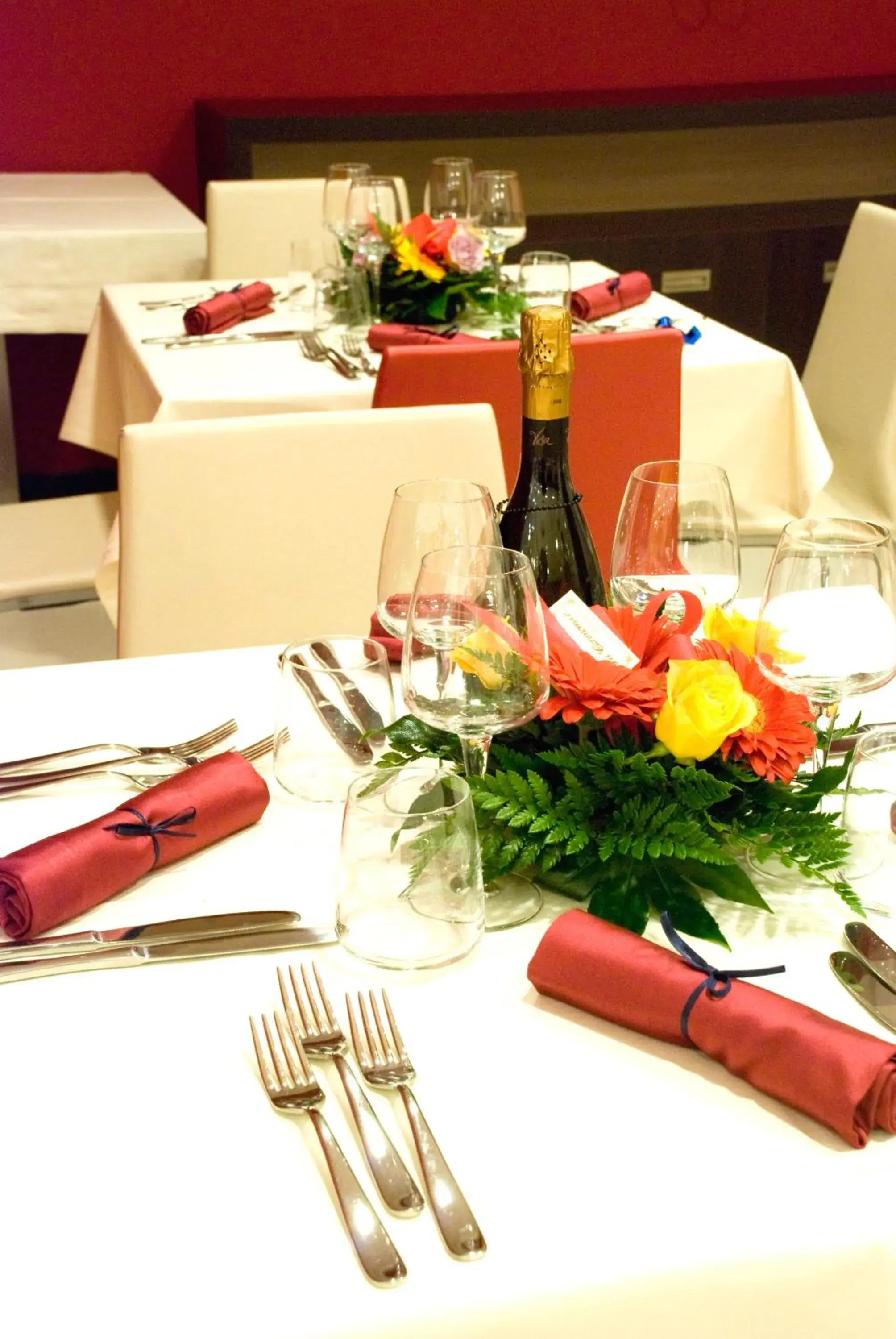 Restaurant/places to eat in La Isla Resort Restaurant/places to eat in La Isla Resort