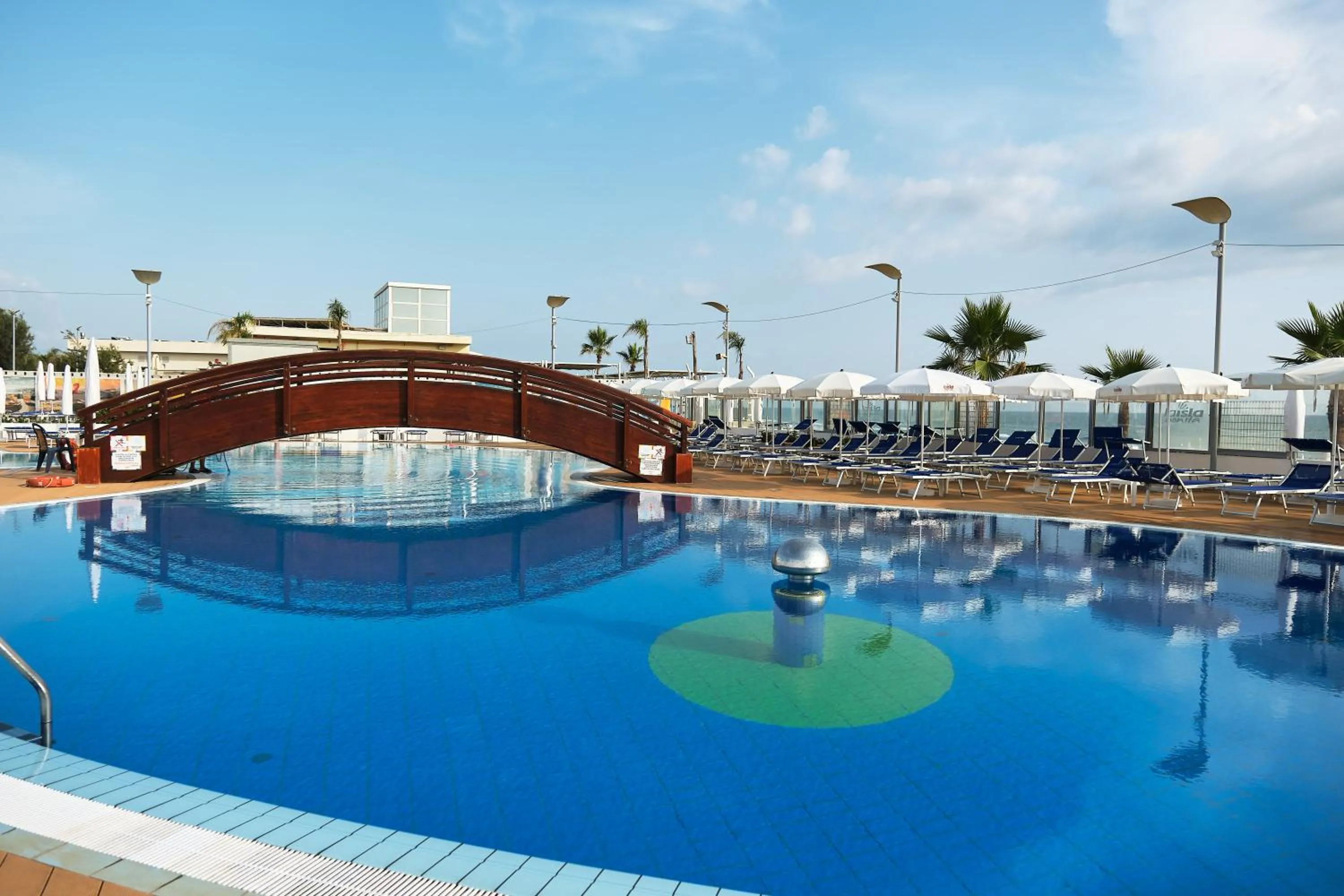 Swimming pool in La Isla Resort