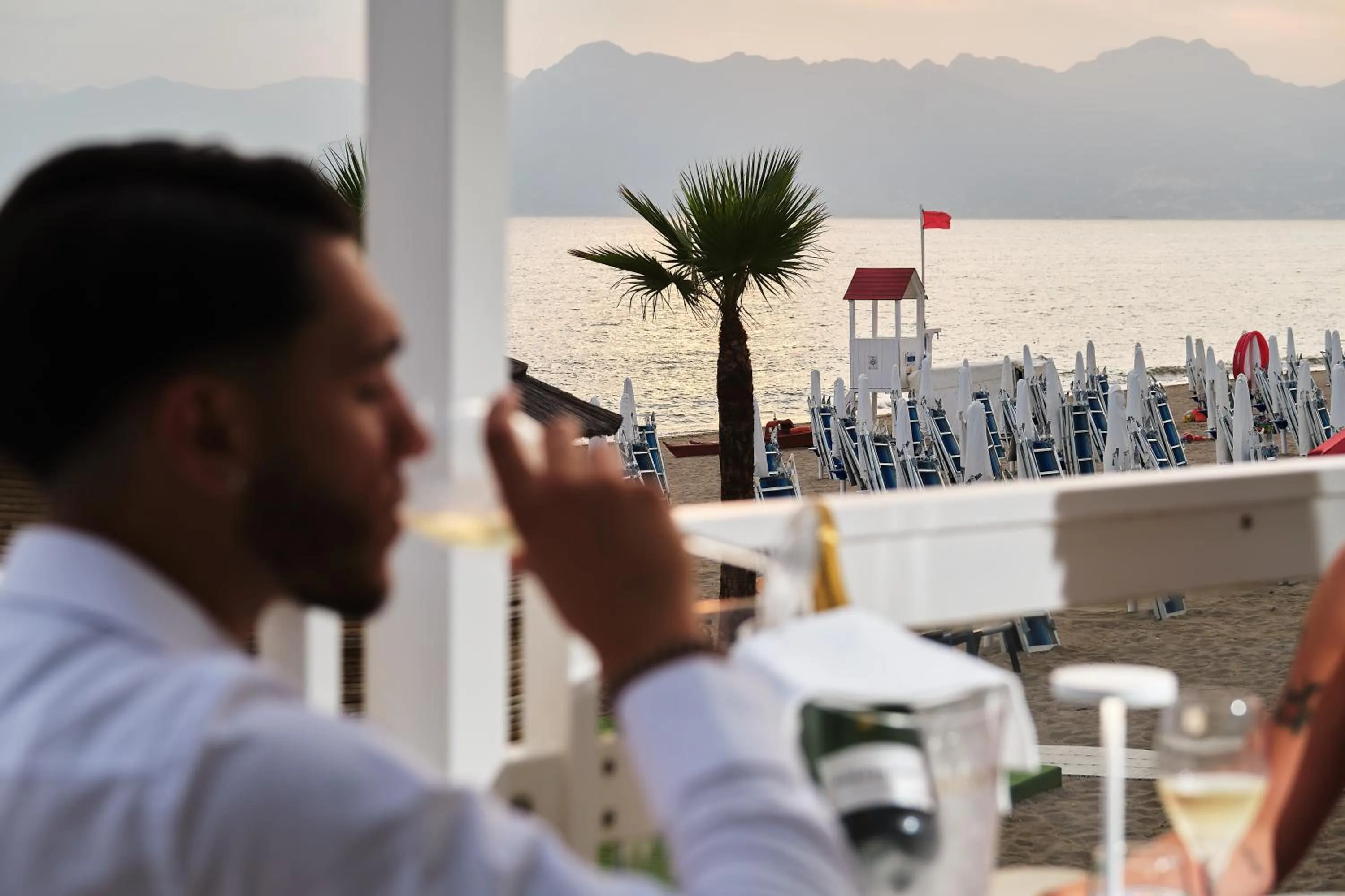 Restaurant/places to eat in La Isla Resort