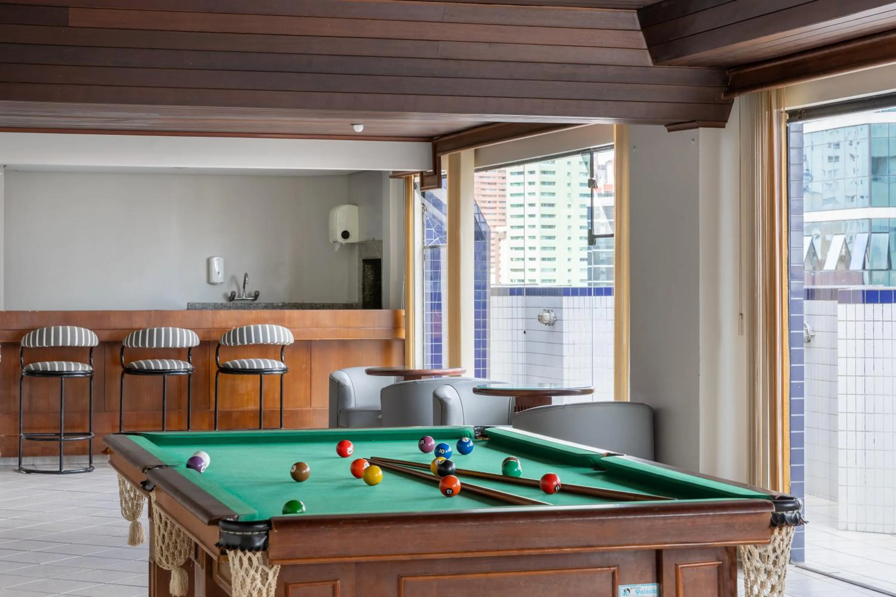 Billiard in Saint Emilion by Atlantica