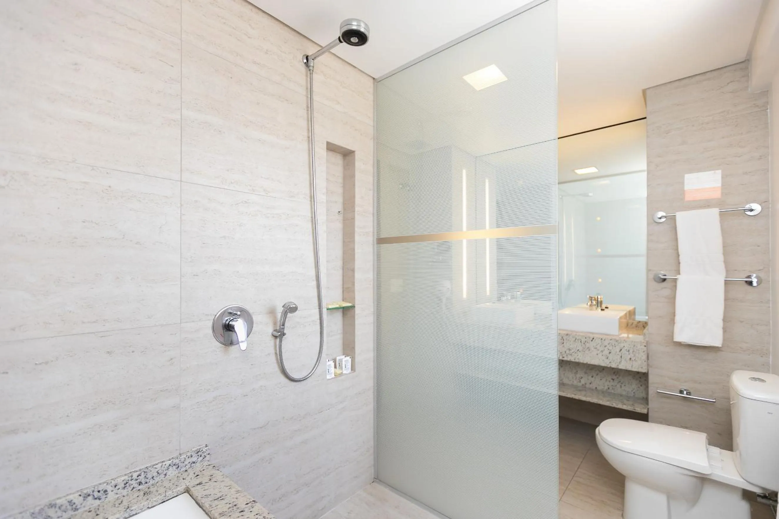 Bath in Saint Emilion by Atlantica