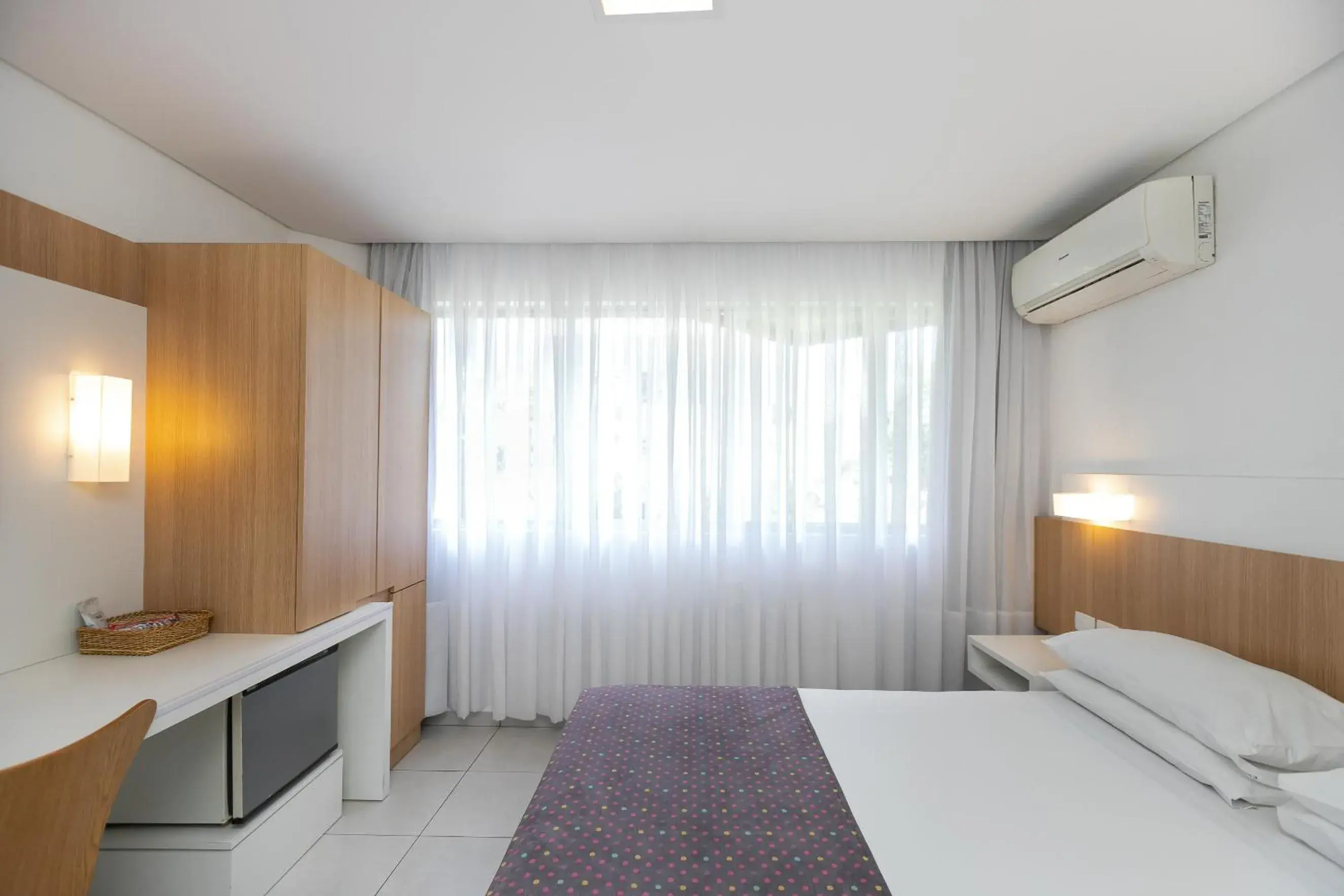 Photo of the whole room, Bed in Saint Emilion by Atlantica Photo of the whole room, Bed in Saint Emilion by Atlantica