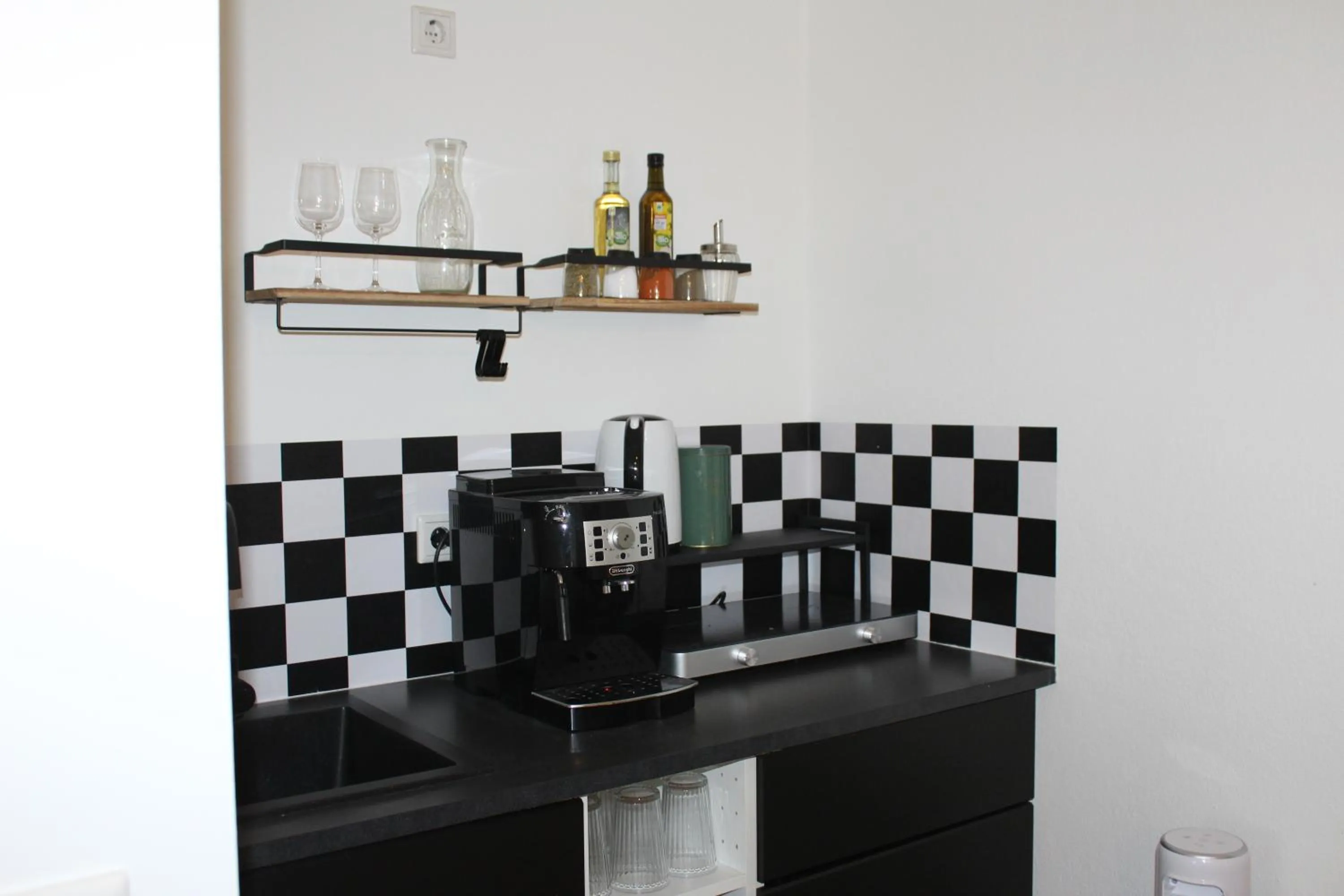 Kitchen or kitchenette in Hotel Palmenbad