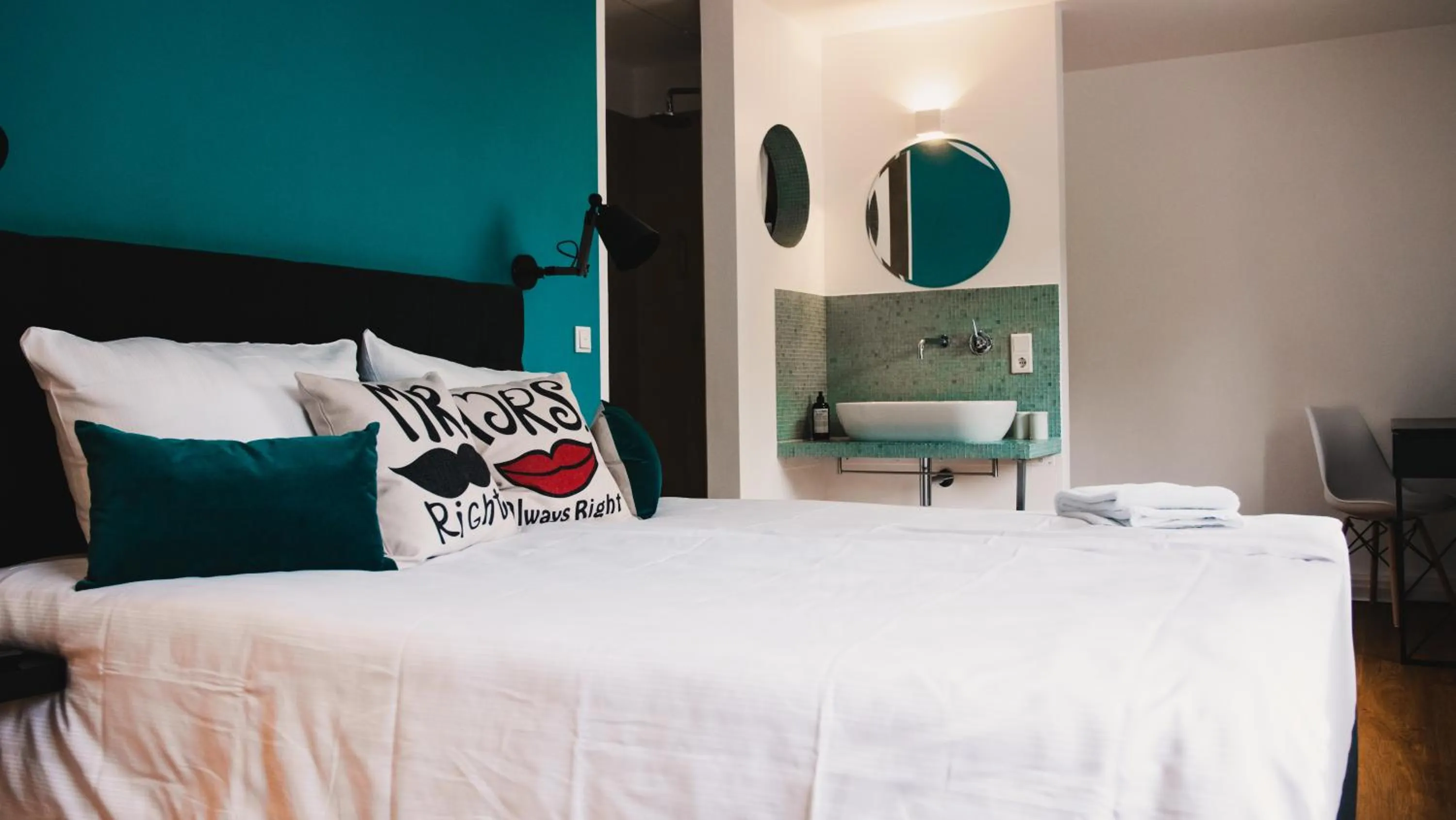 Photo of the whole room, Bed in Hotel Palmenbad