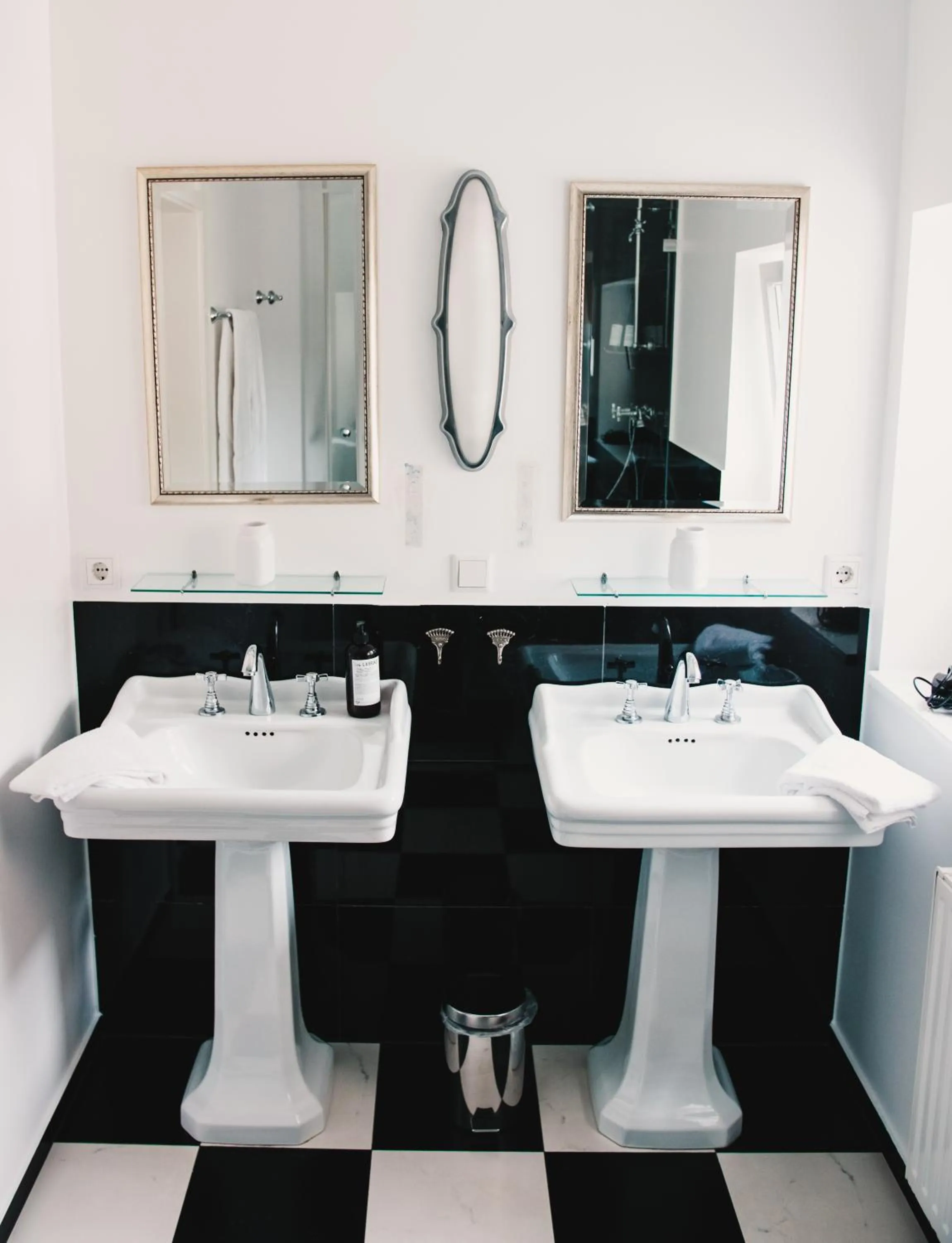 Bathroom in Hotel Palmenbad