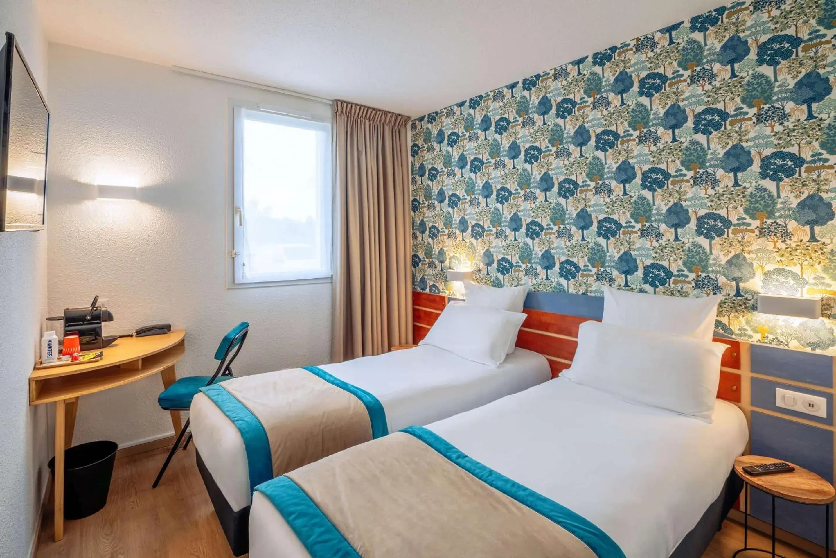 Standard Twin Room - Non-Smoking in Sure Hotel by Best Western Sarlat-la-Canéda Standard Twin Room - Non-Smoking in Sure Hotel by Best Western Sarlat-la-Canéda